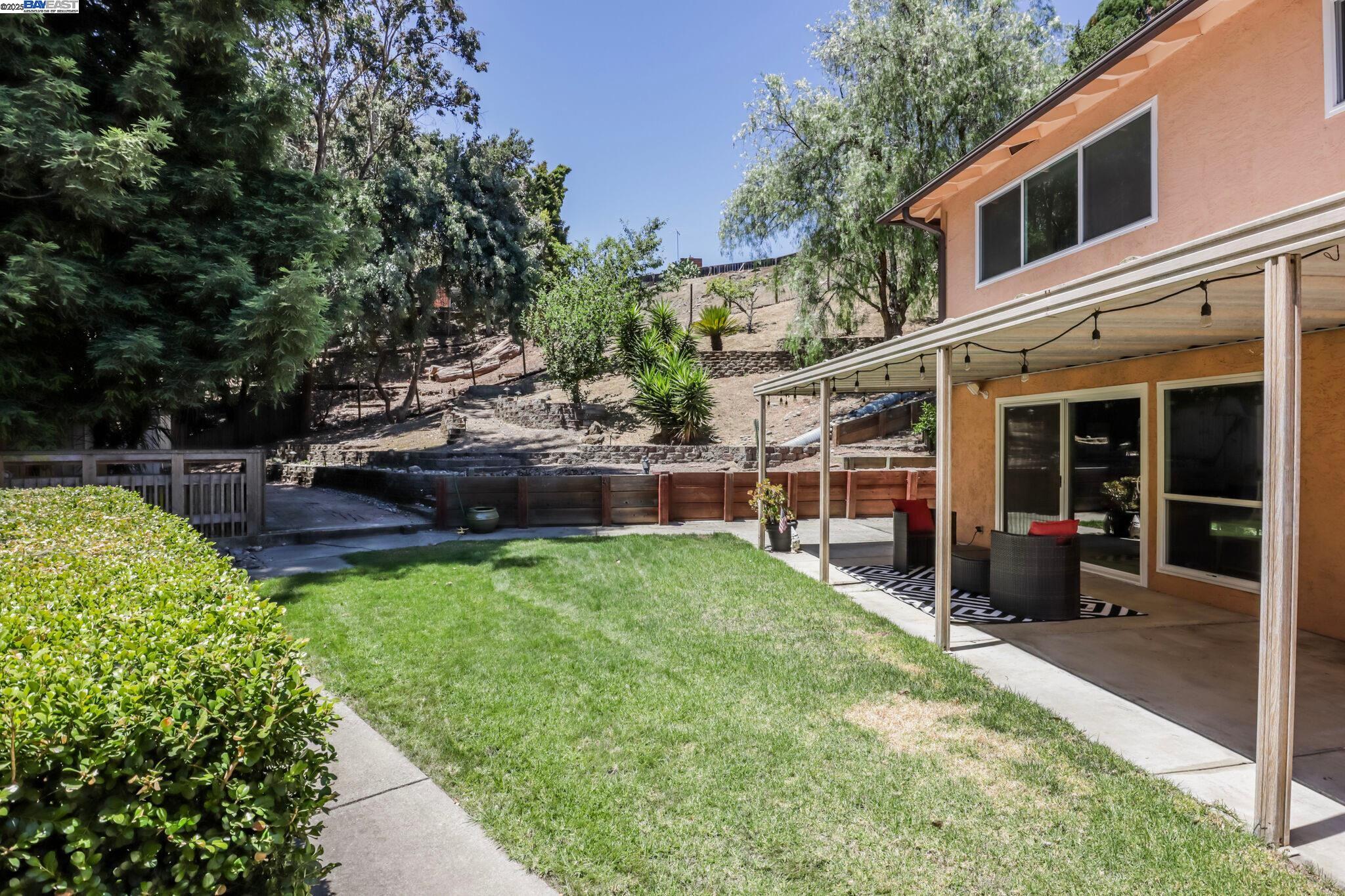 5778 Mountain Ct