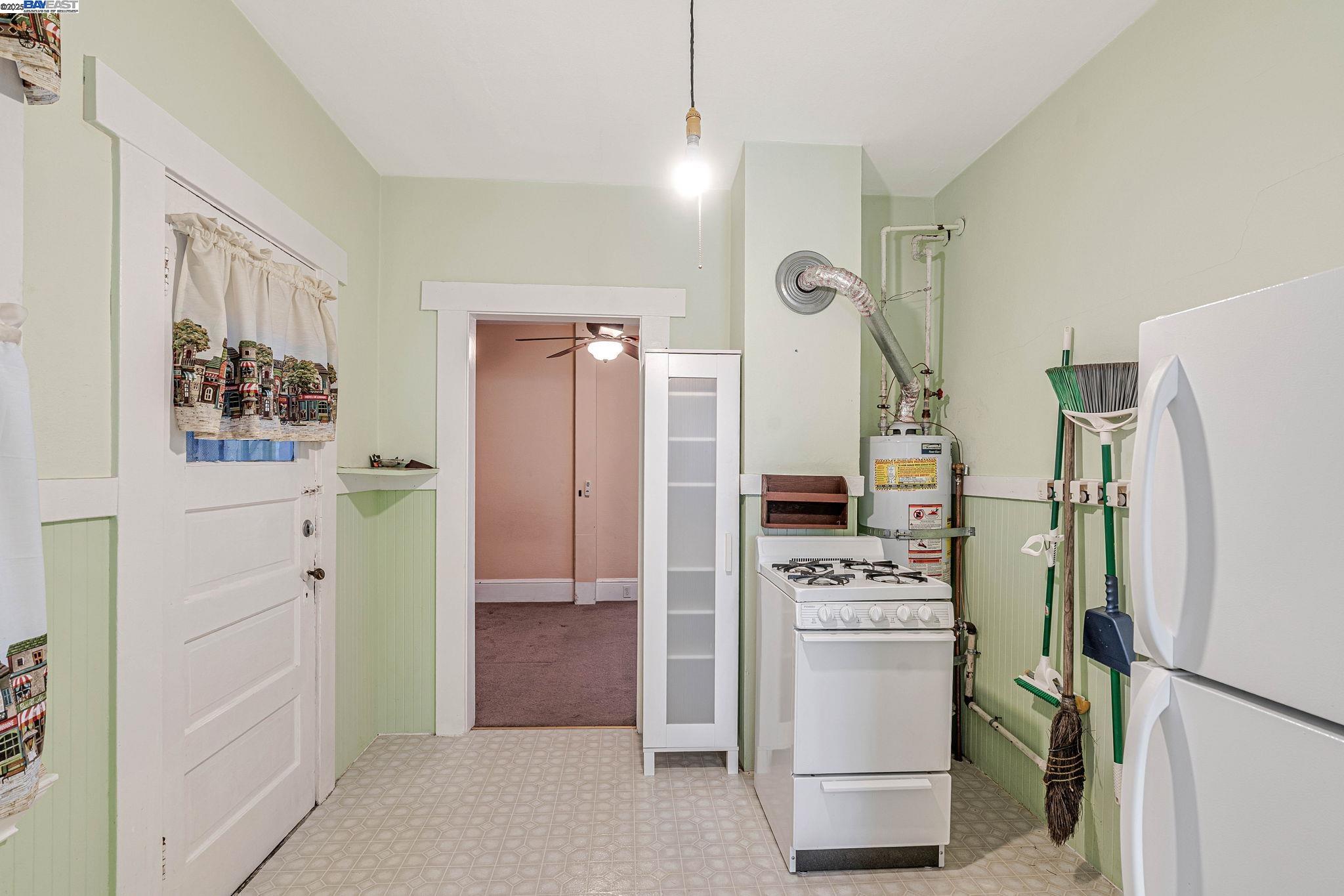 1540 16th Ave