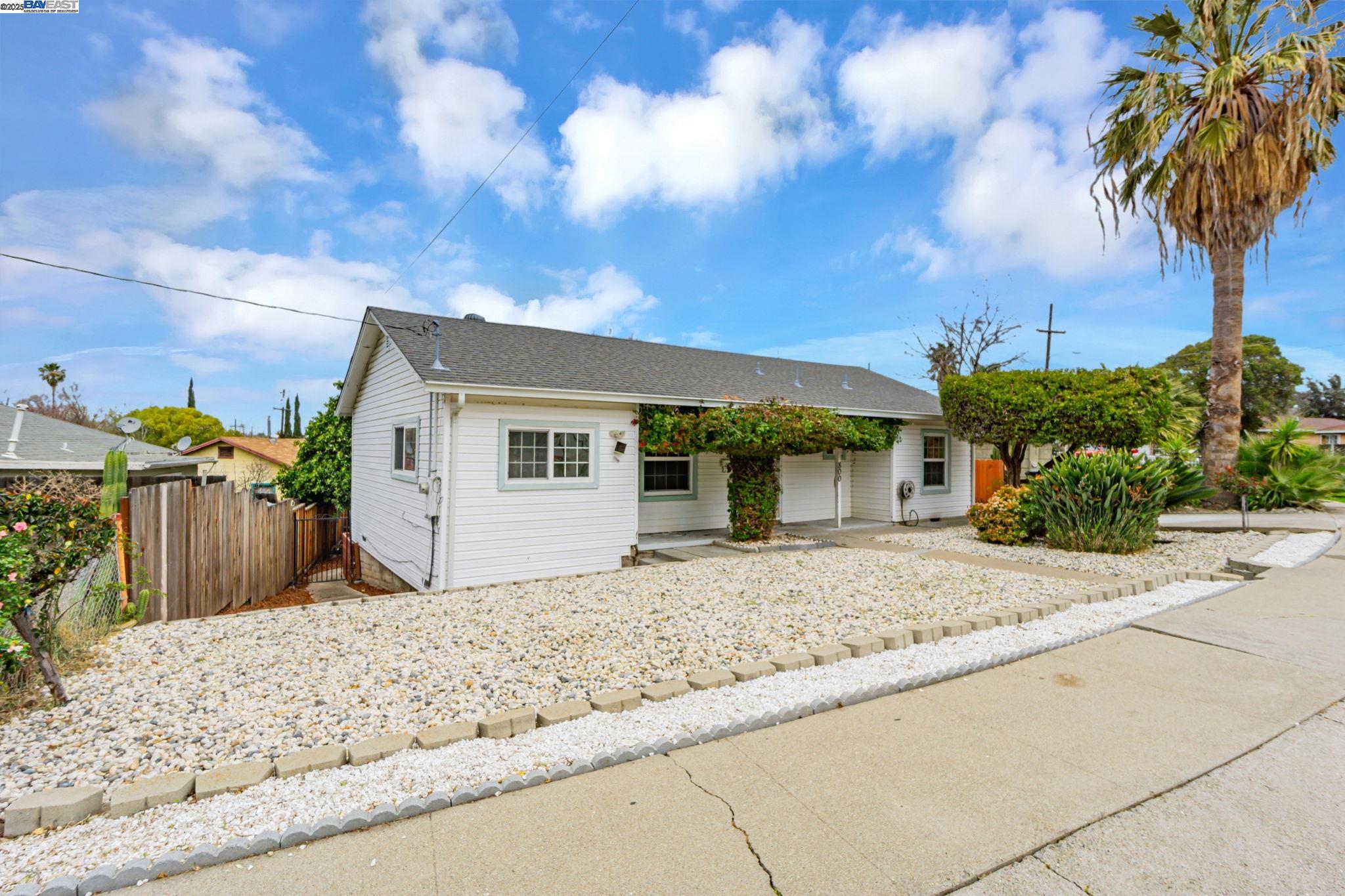 800 W 14Th St