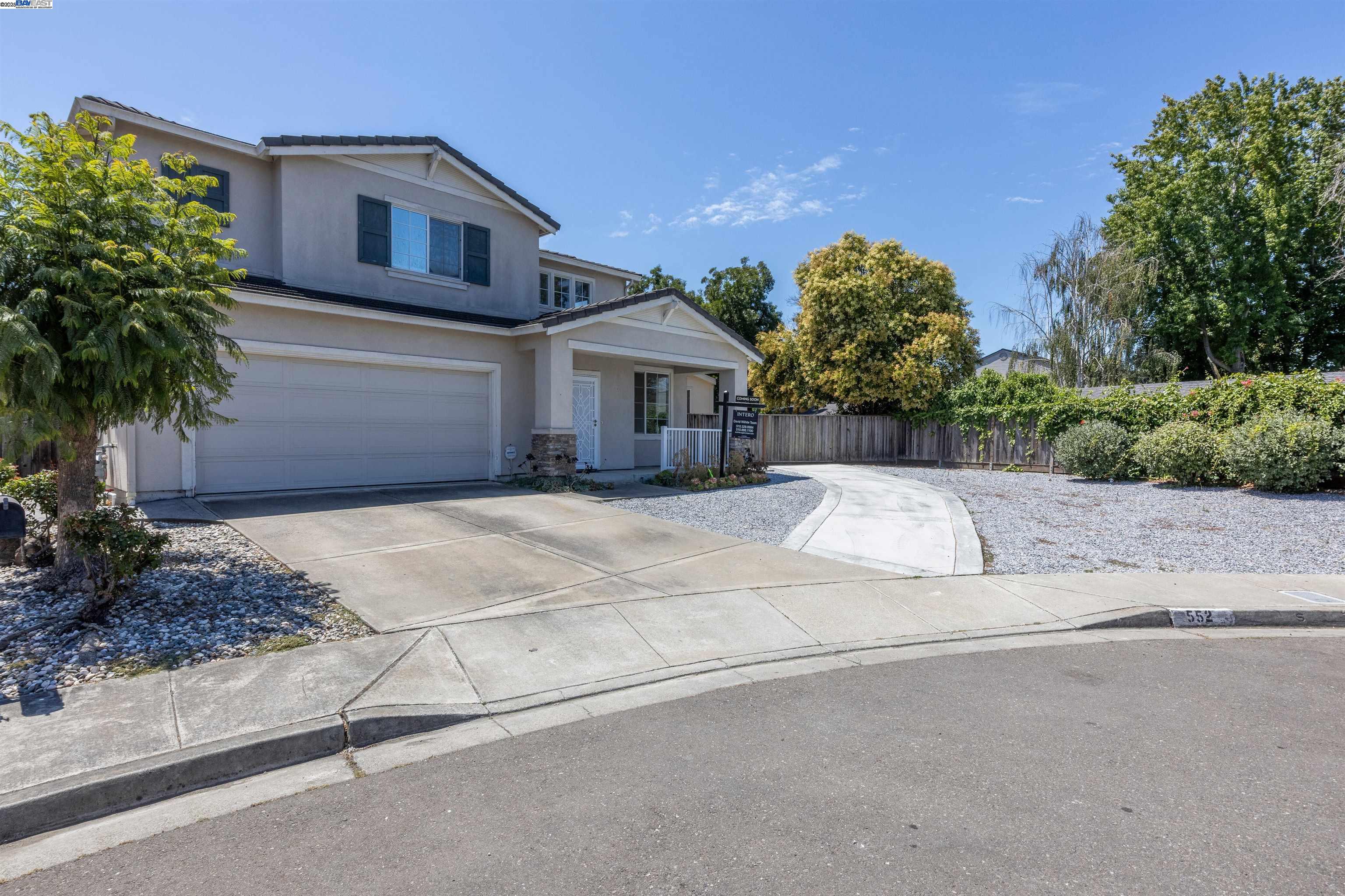 552 Stonehaven Ct