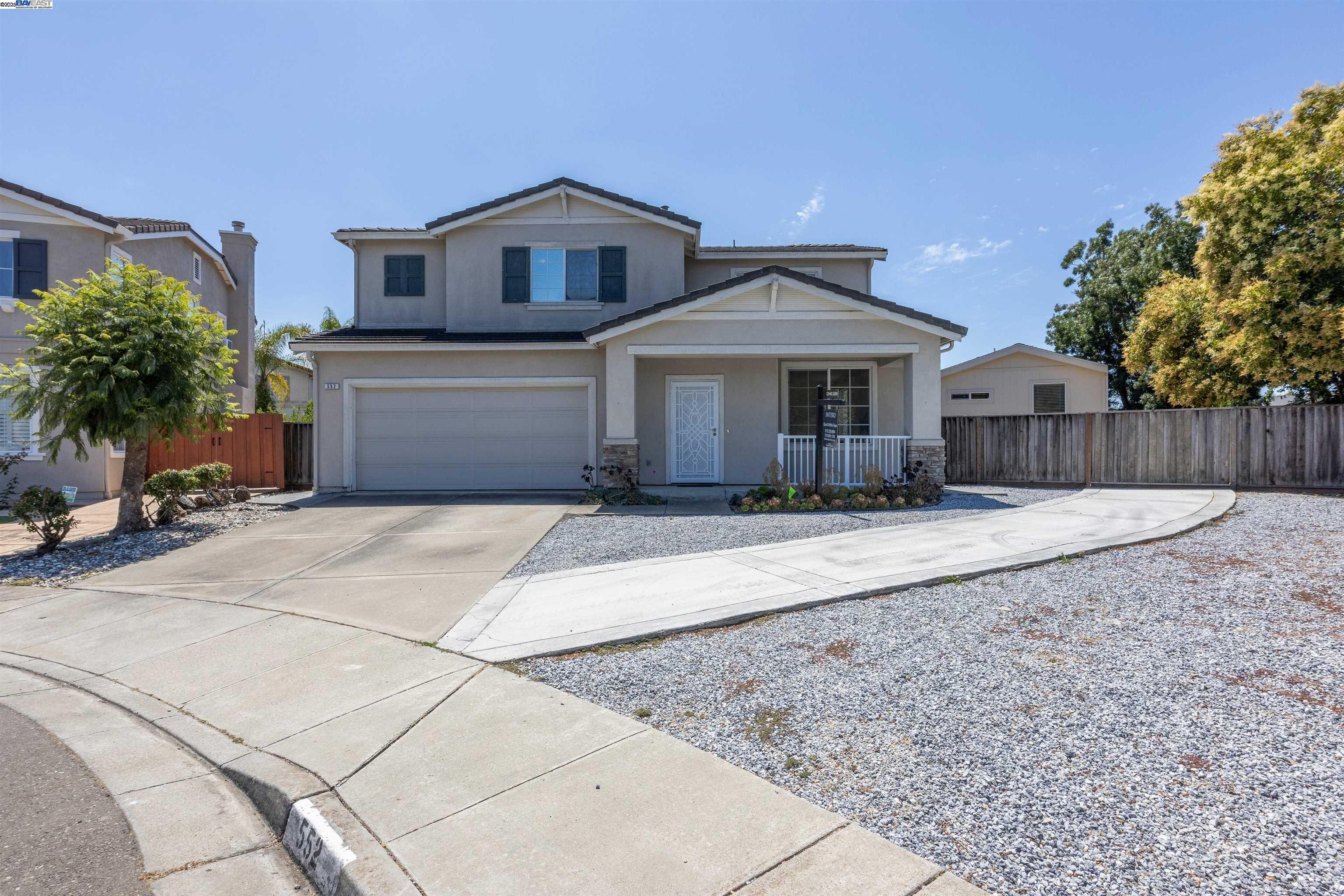 552 Stonehaven Ct