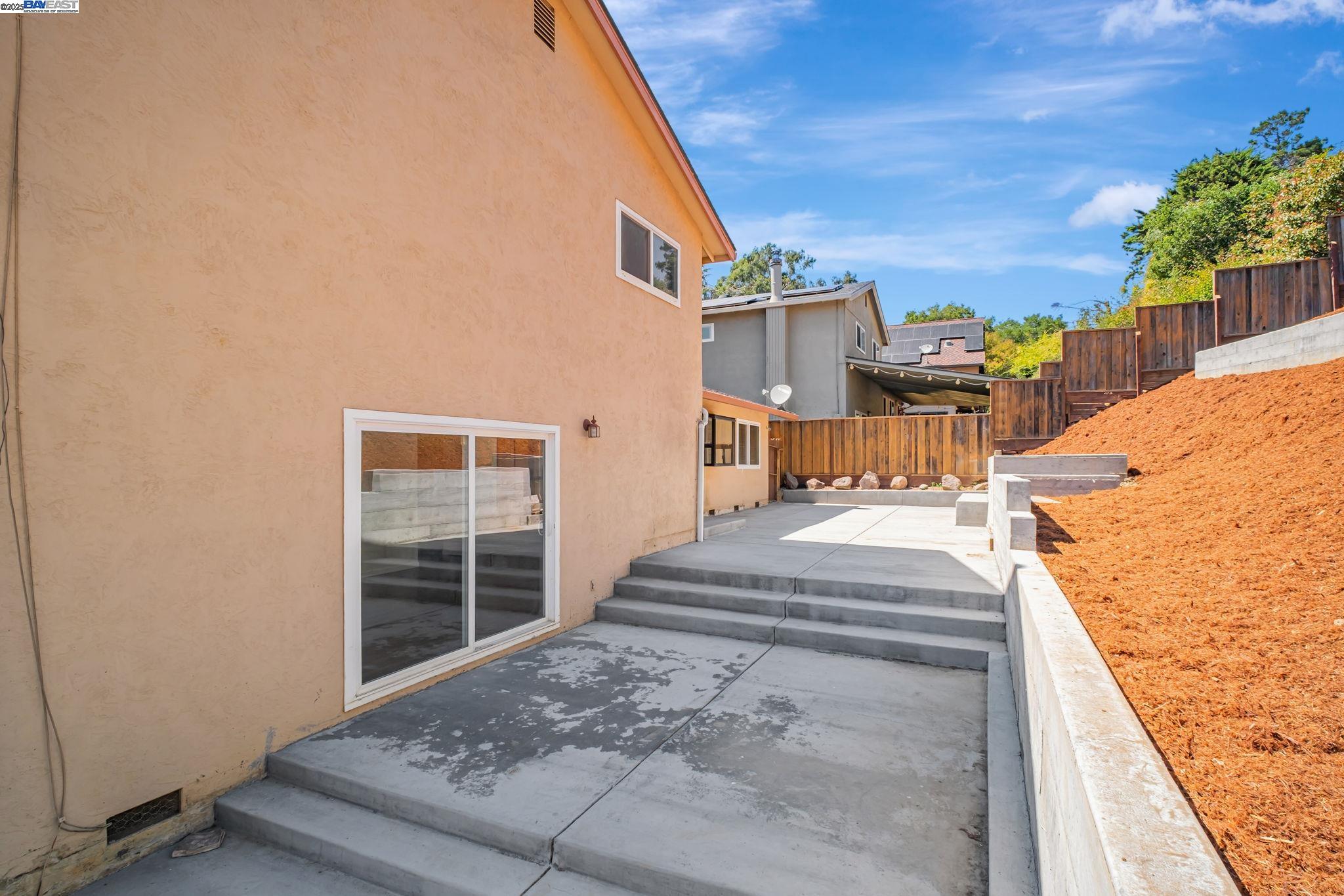 17910 Joseph Dr