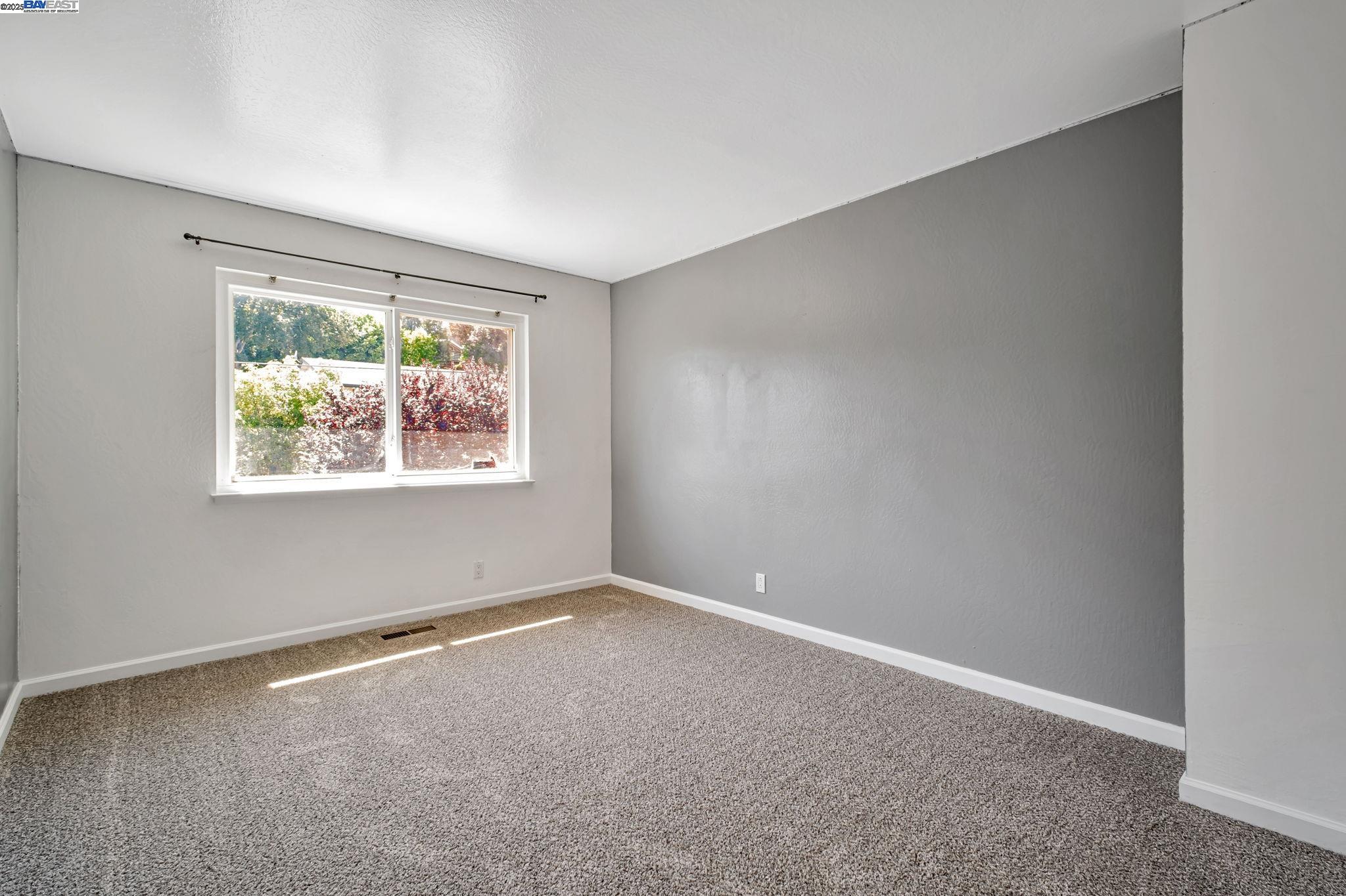 17910 Joseph Dr