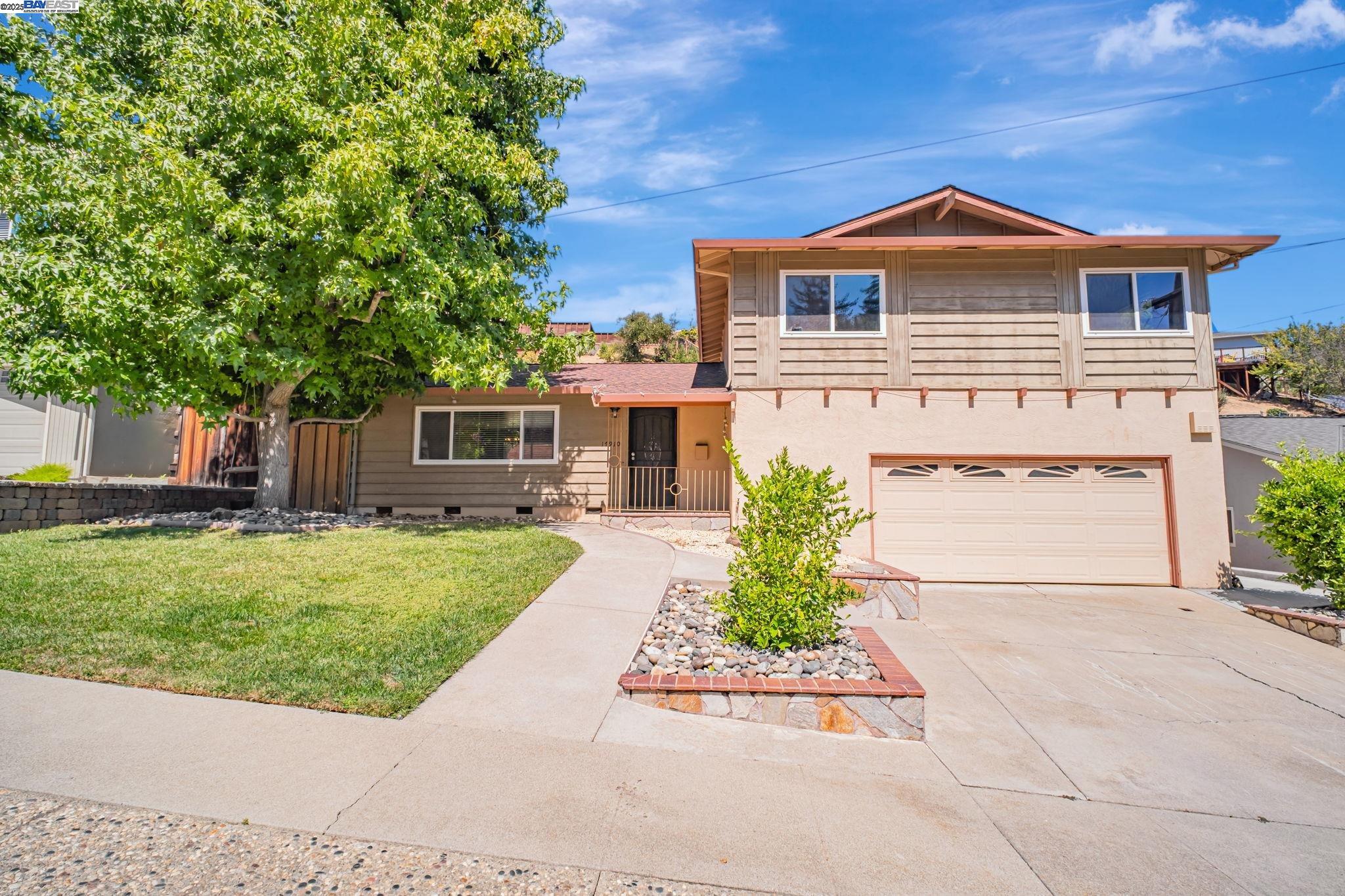 17910 Joseph Dr
