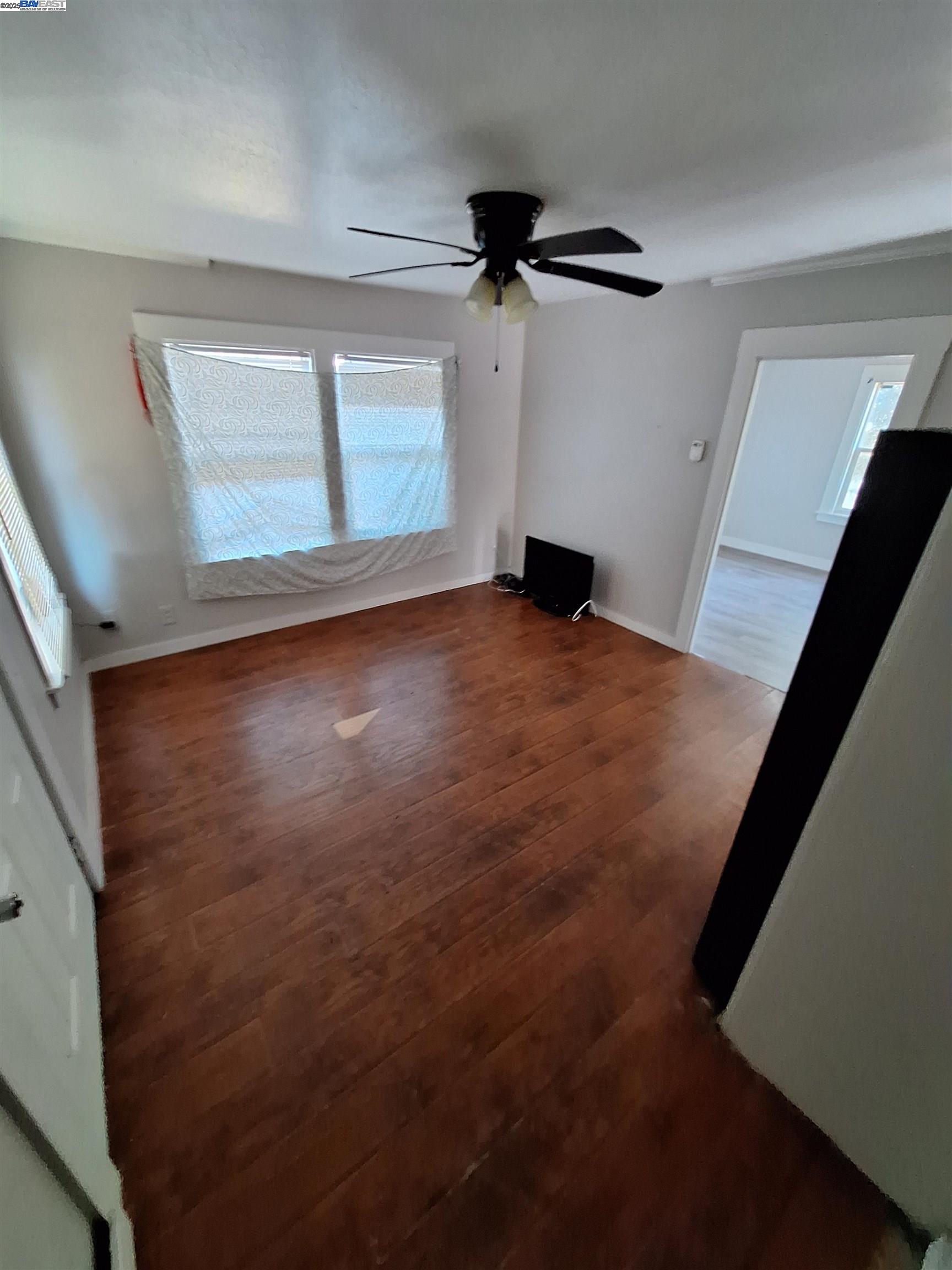 118 Poinsettia Ave
