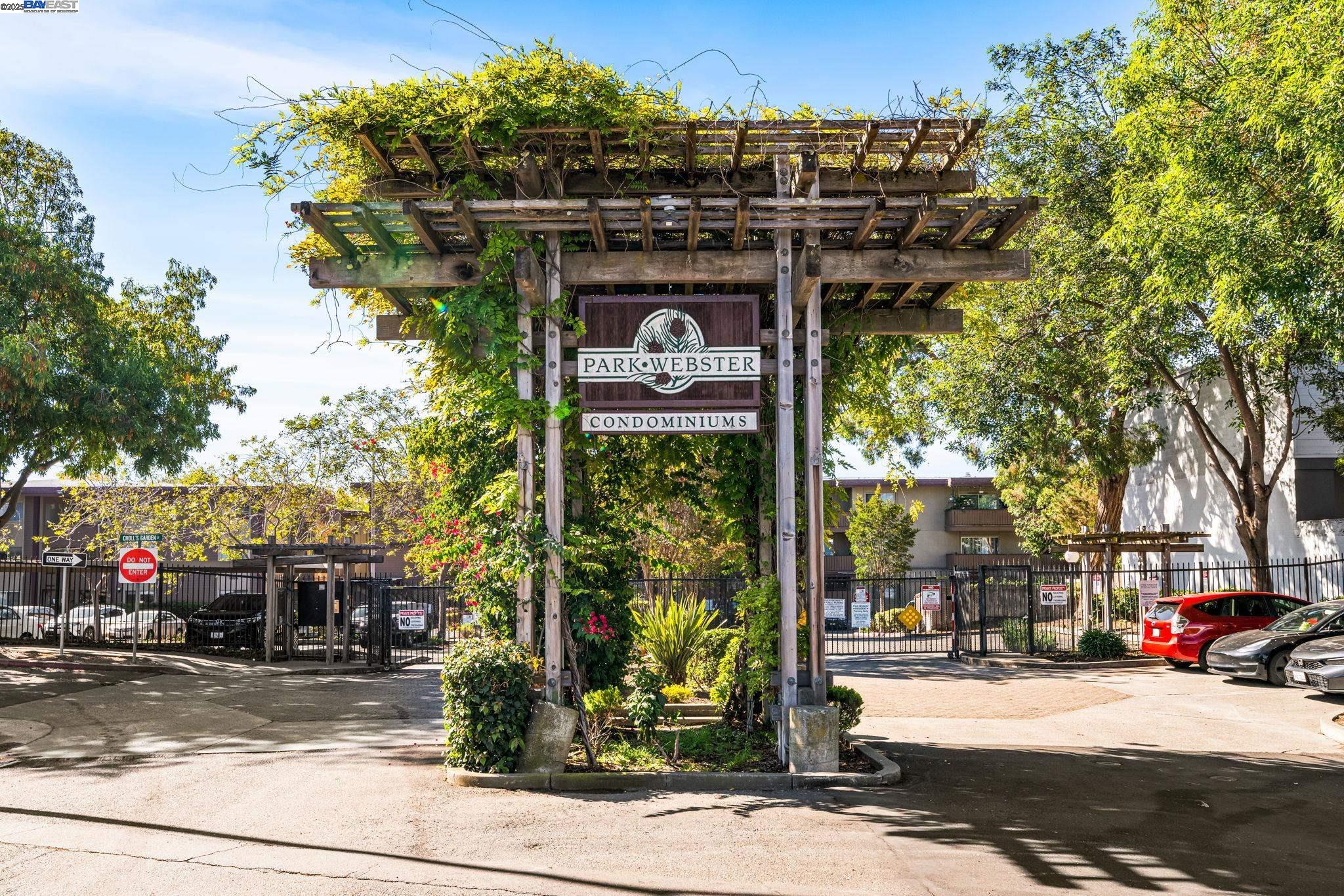 1327 Webster St # B101