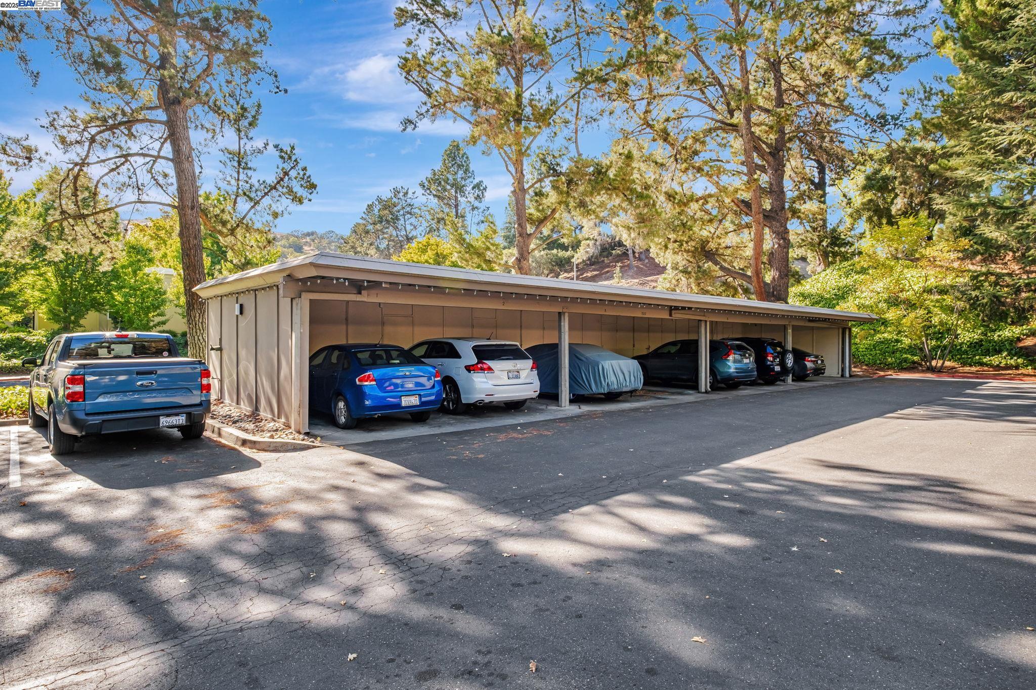 1400 Golden Rain Rd # 3