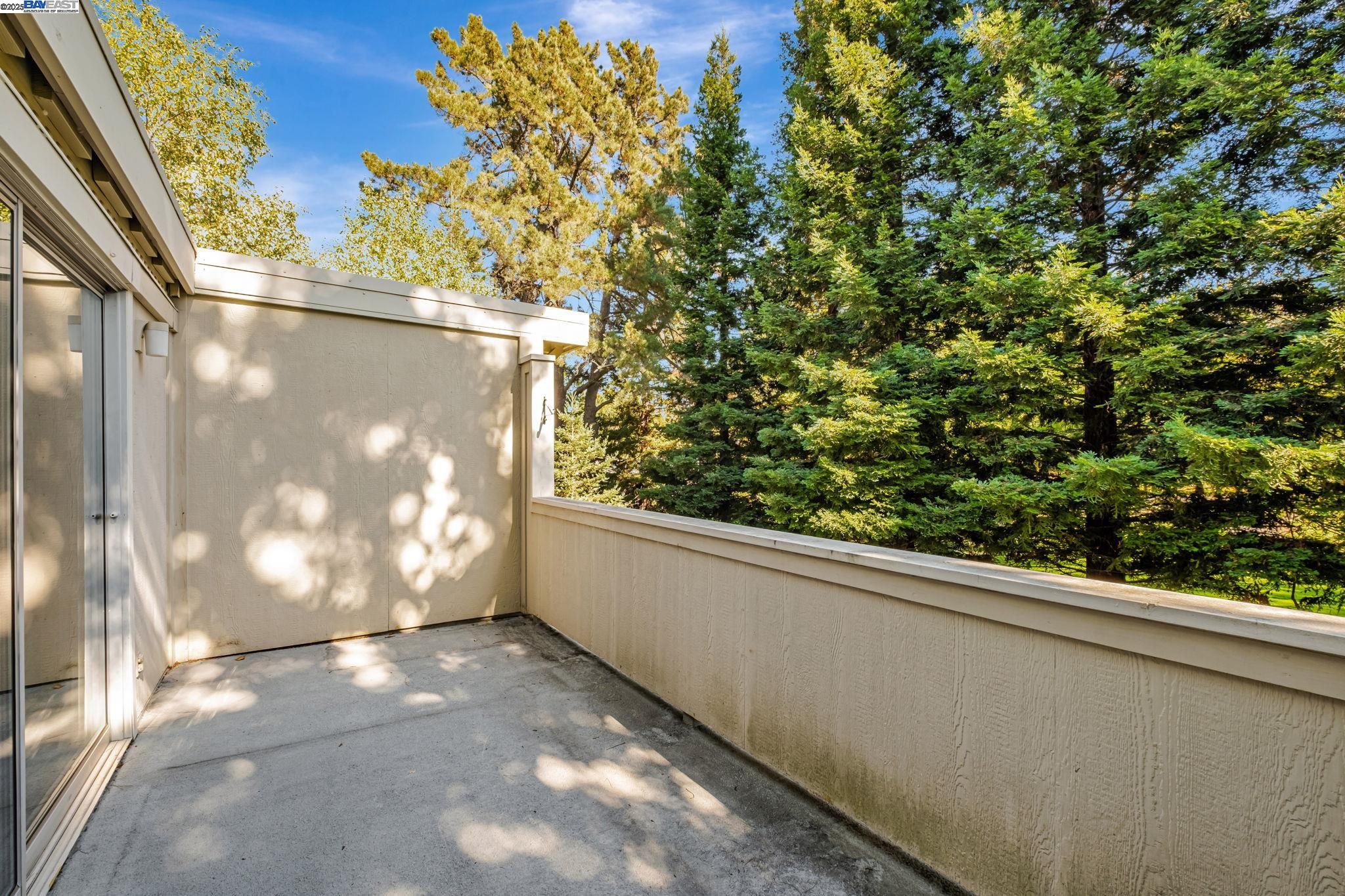 1400 Golden Rain Rd # 3