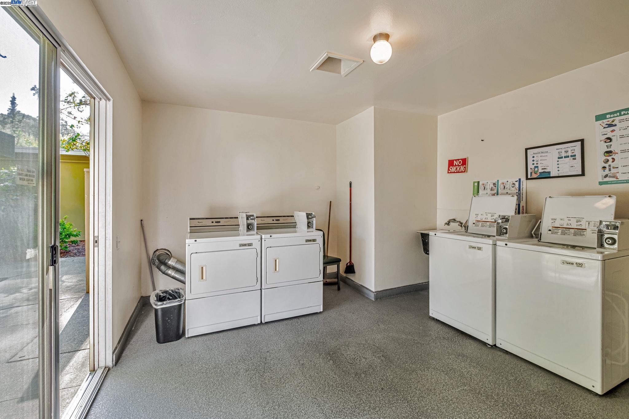 1400 Golden Rain Rd # 3