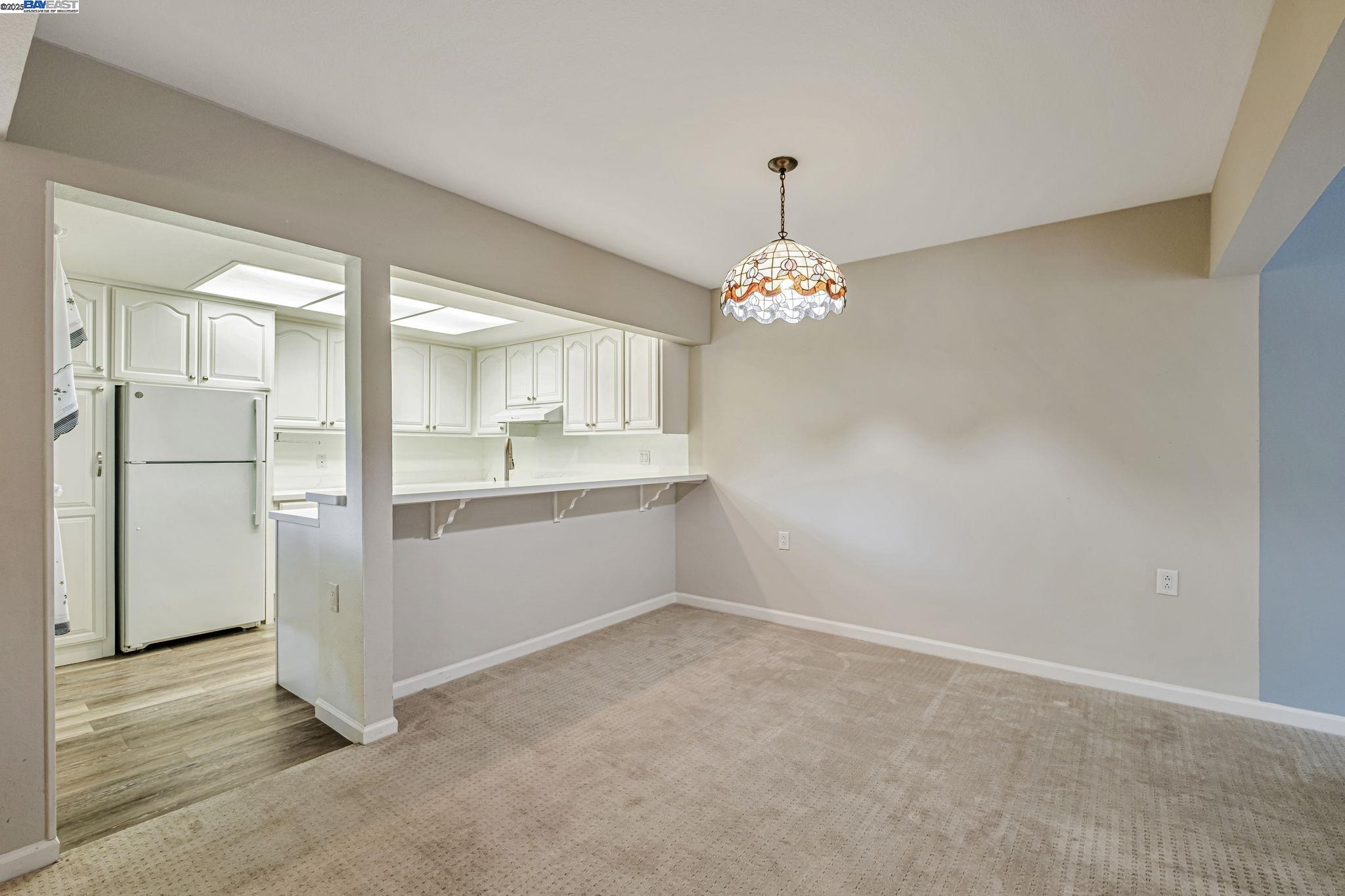 1400 Golden Rain Rd # 3