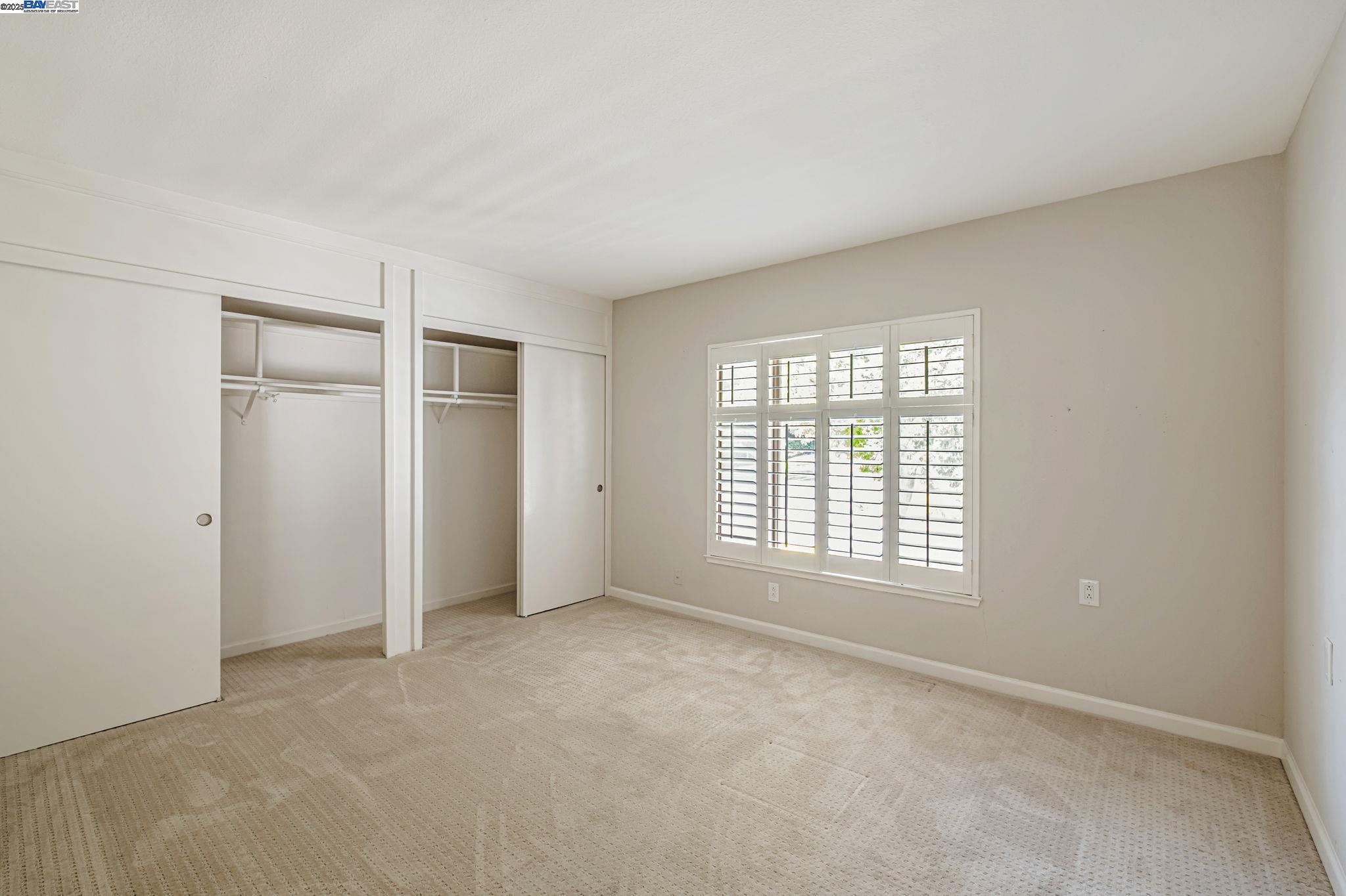 1400 Golden Rain Rd # 3