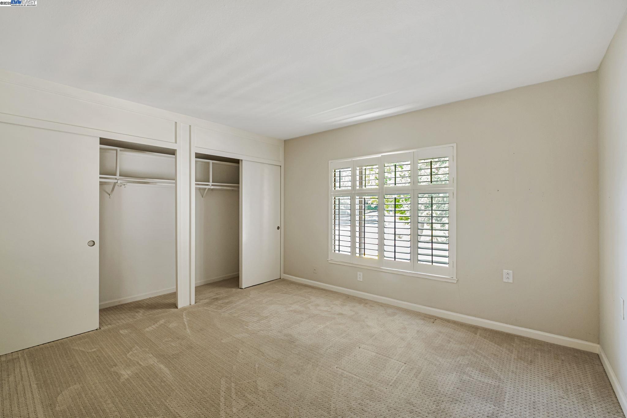 1400 Golden Rain Rd # 3