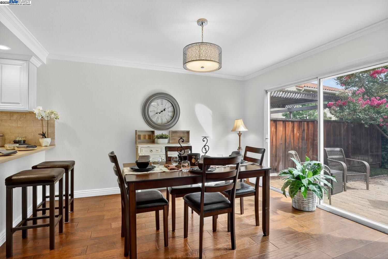 214 Bellflower Dr