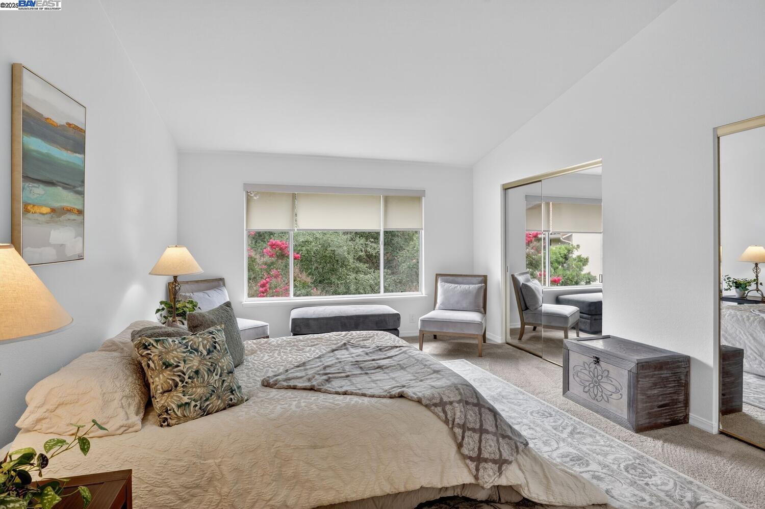 214 Bellflower Dr