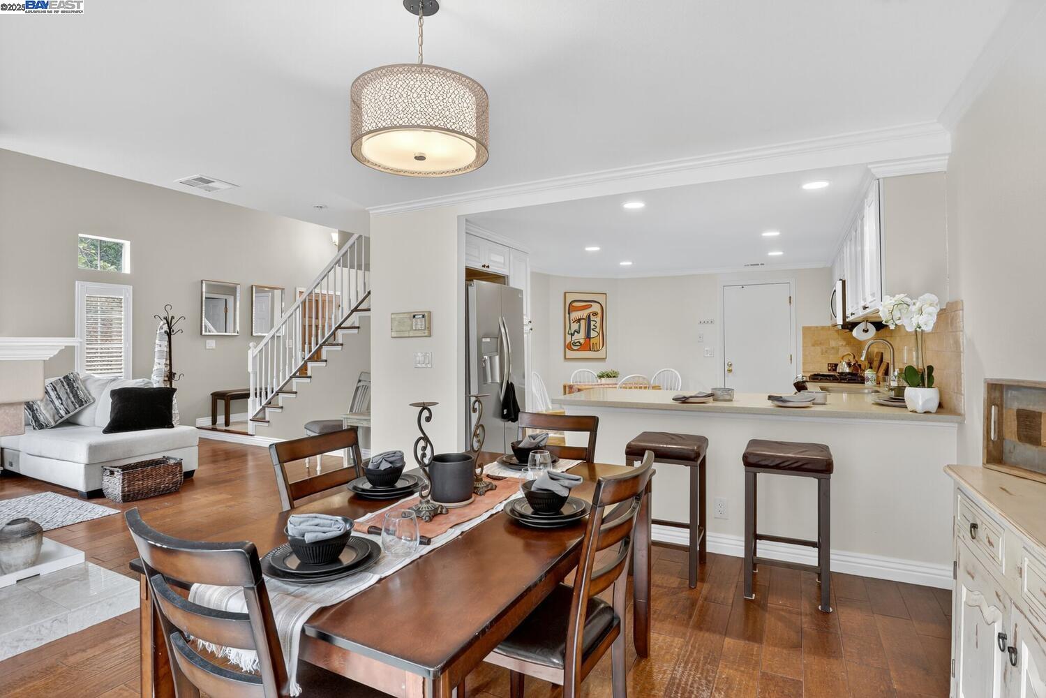 214 Bellflower Dr