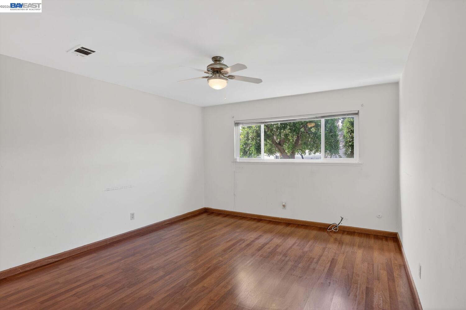 13912 Aurora Dr