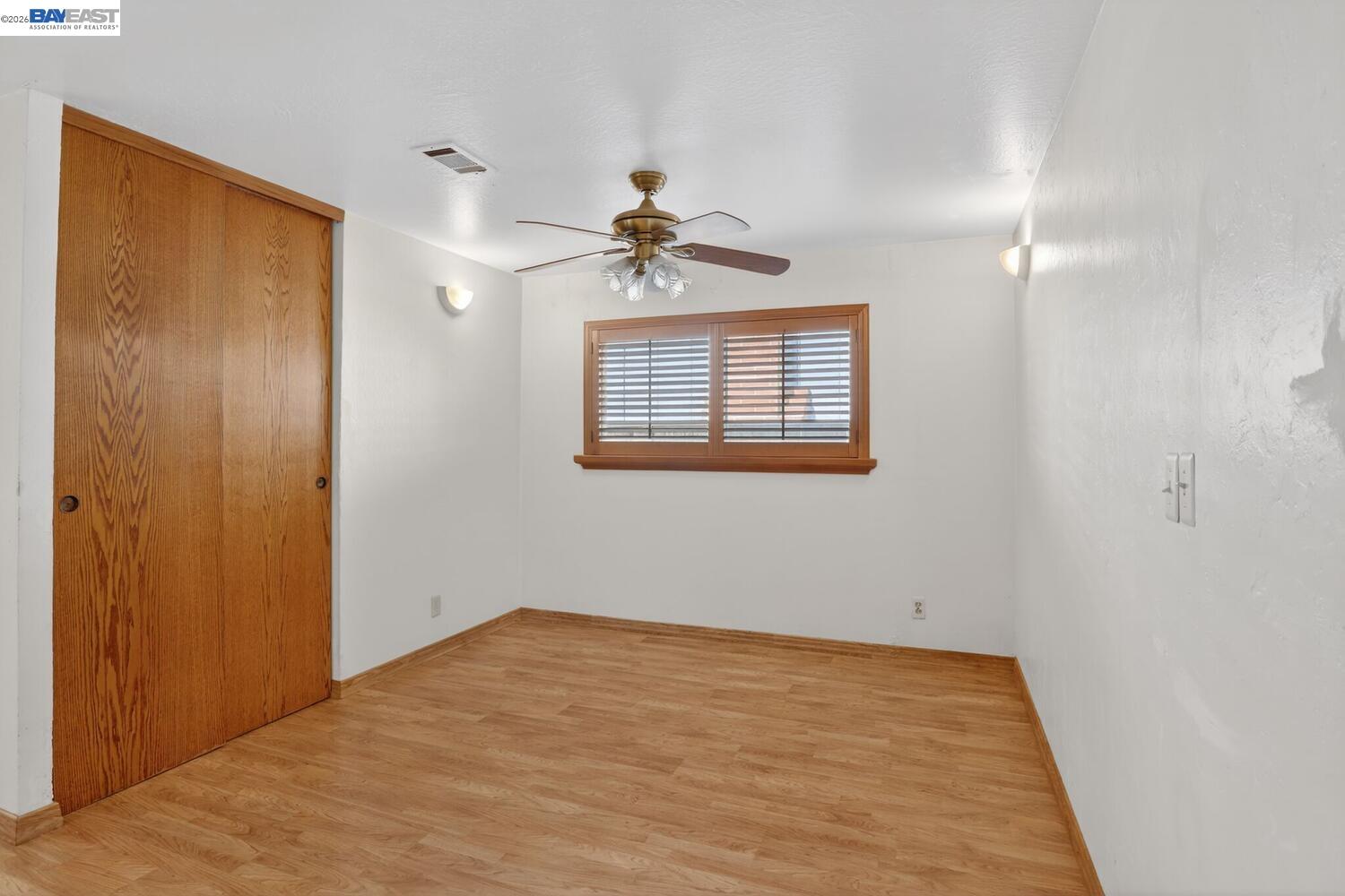 13912 Aurora Dr