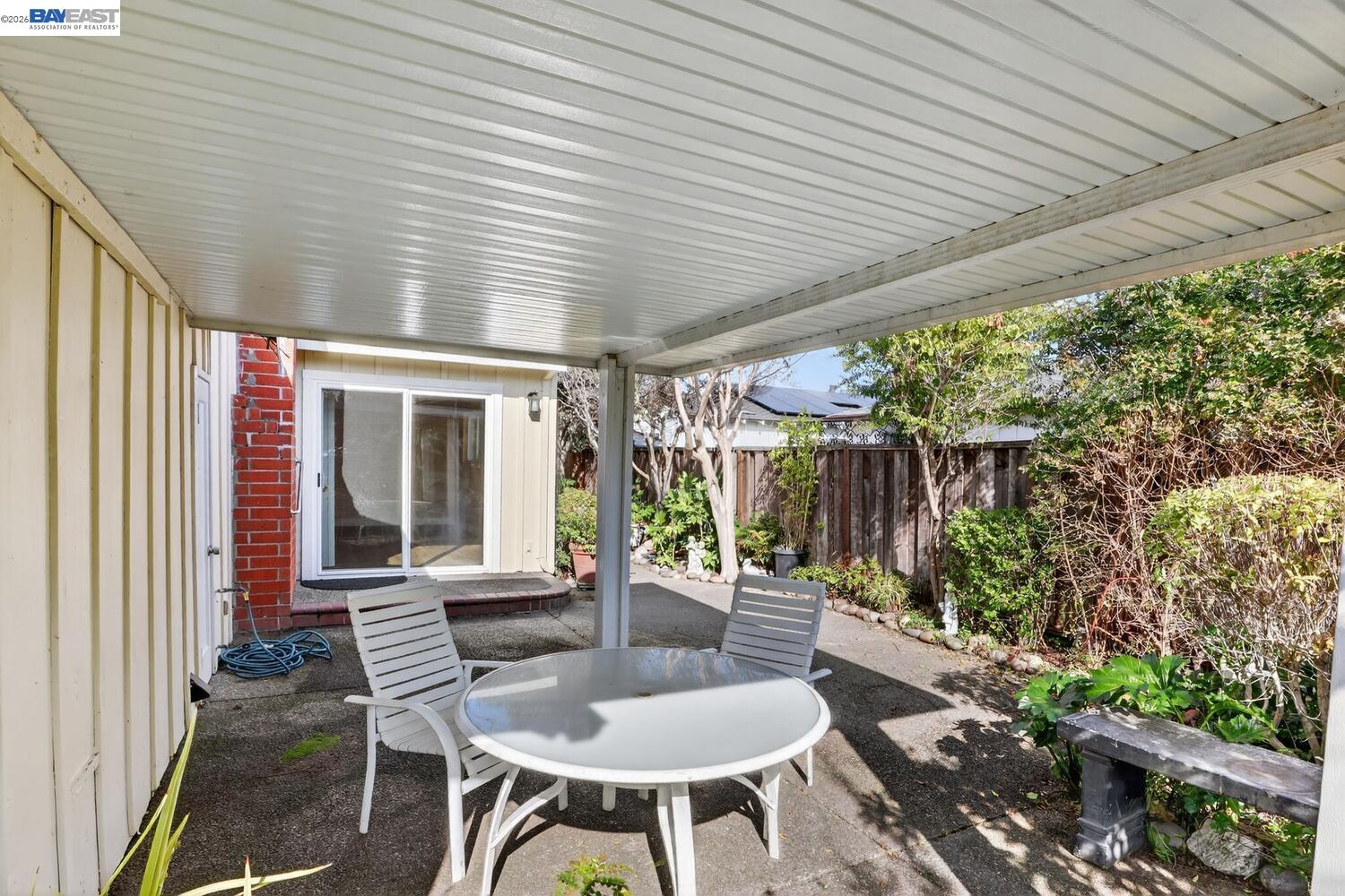 13912 Aurora Dr
