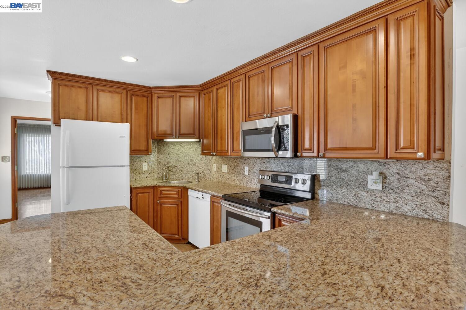 13912 Aurora Dr
