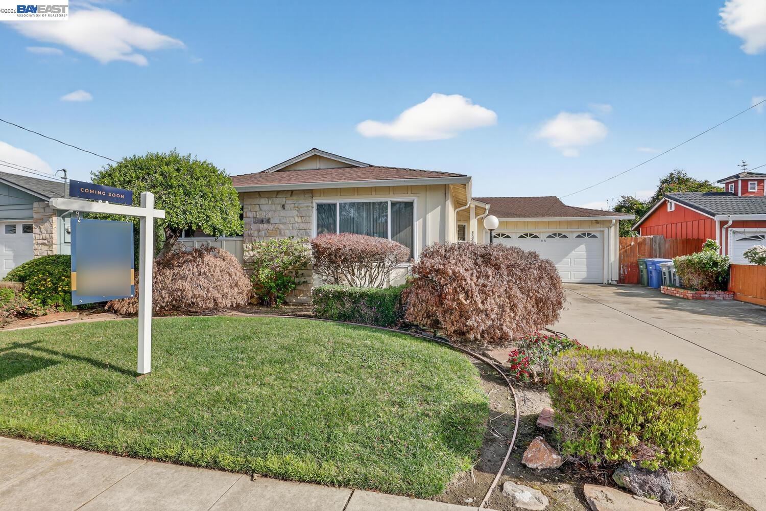 13912 Aurora Dr