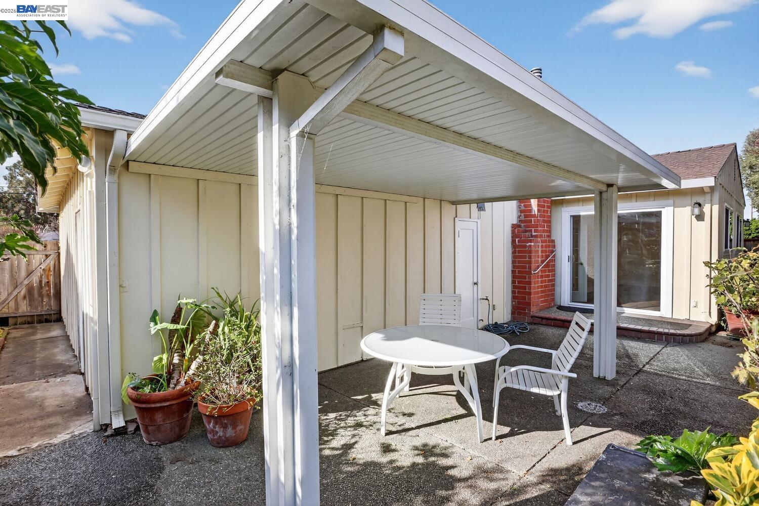 13912 Aurora Dr