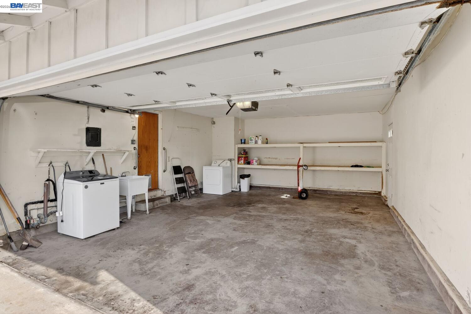 13912 Aurora Dr