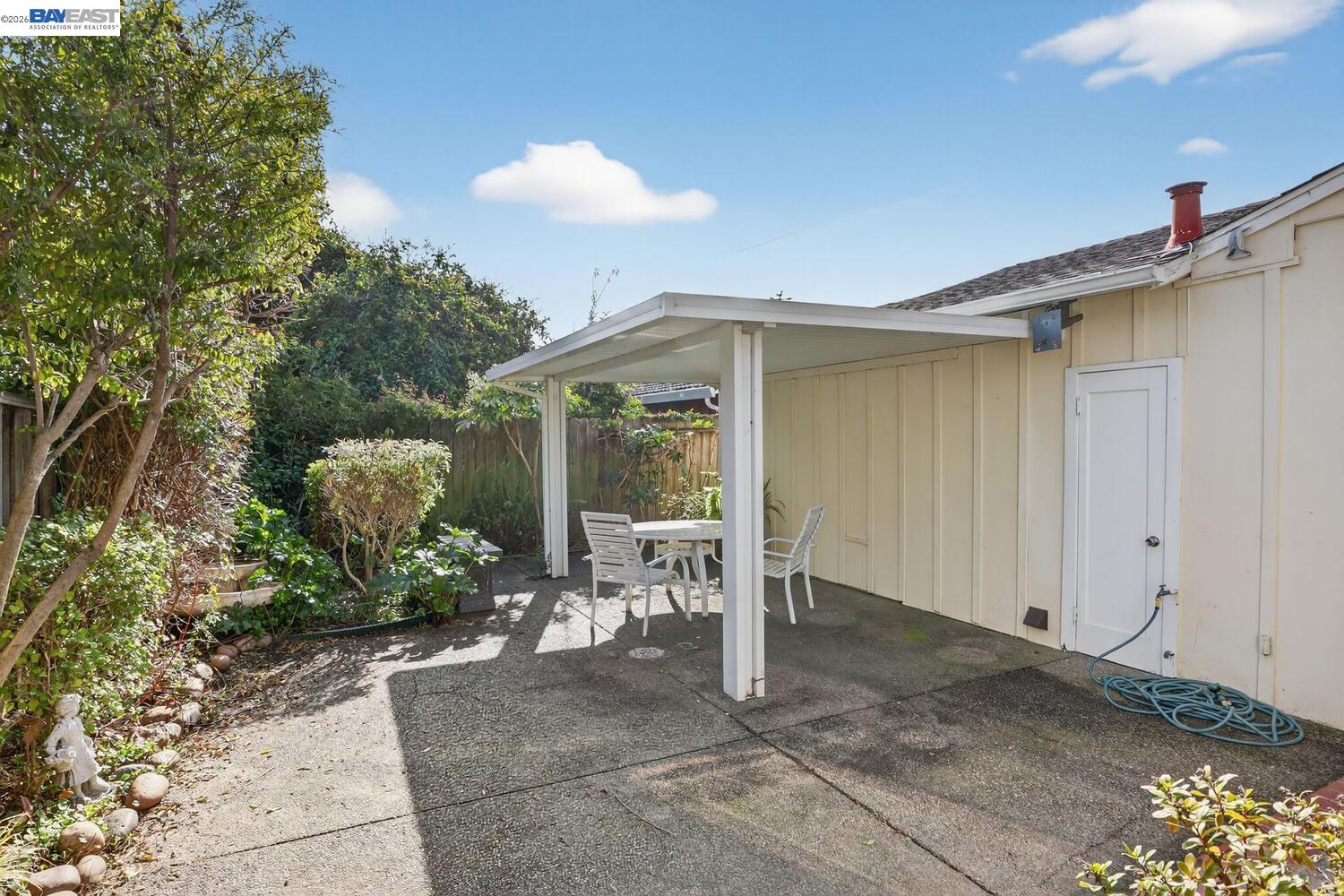 13912 Aurora Dr