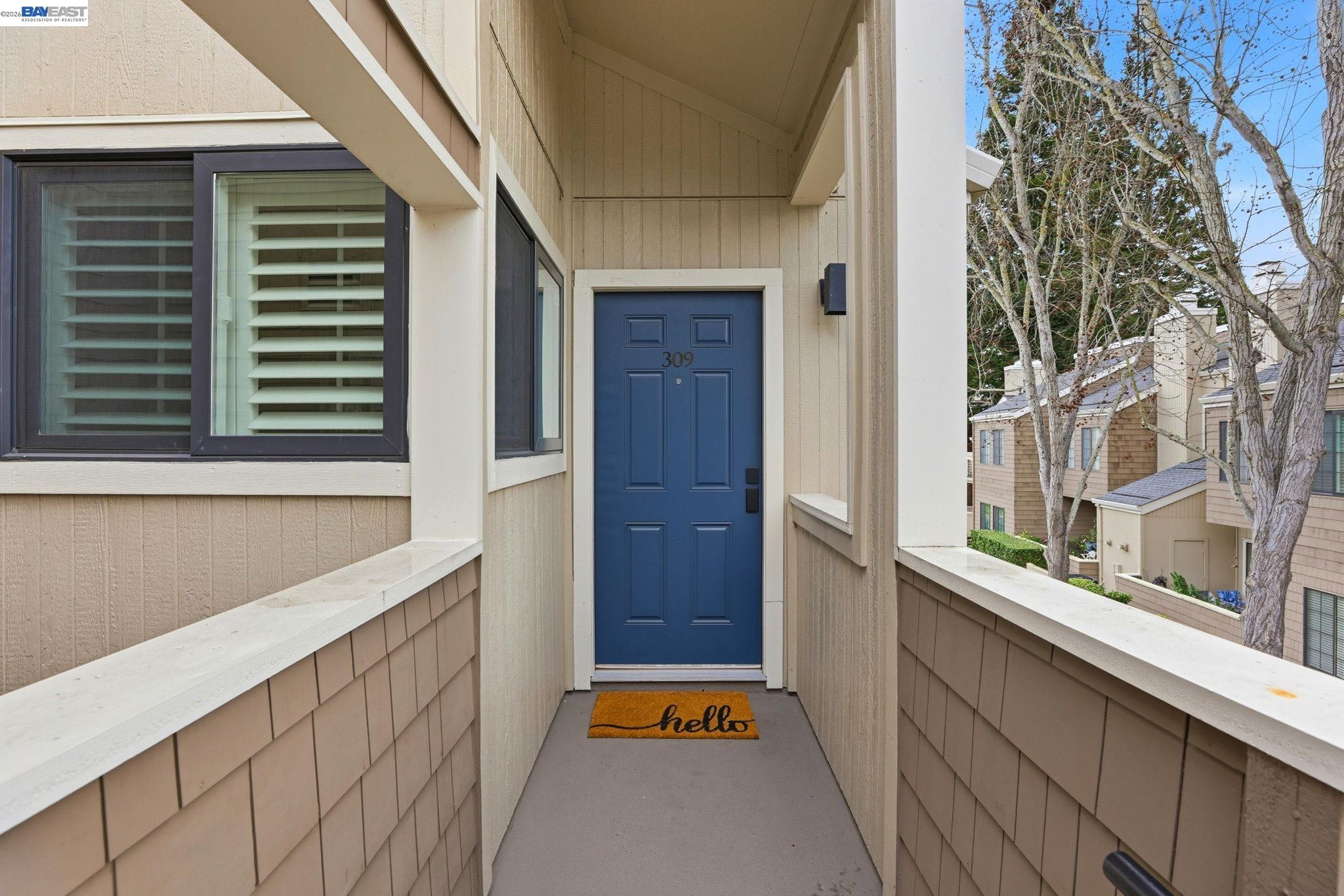 309 S Overlook Dr