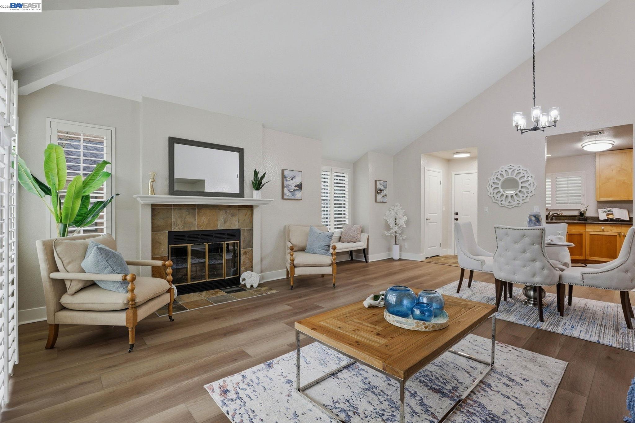 309 S Overlook Dr