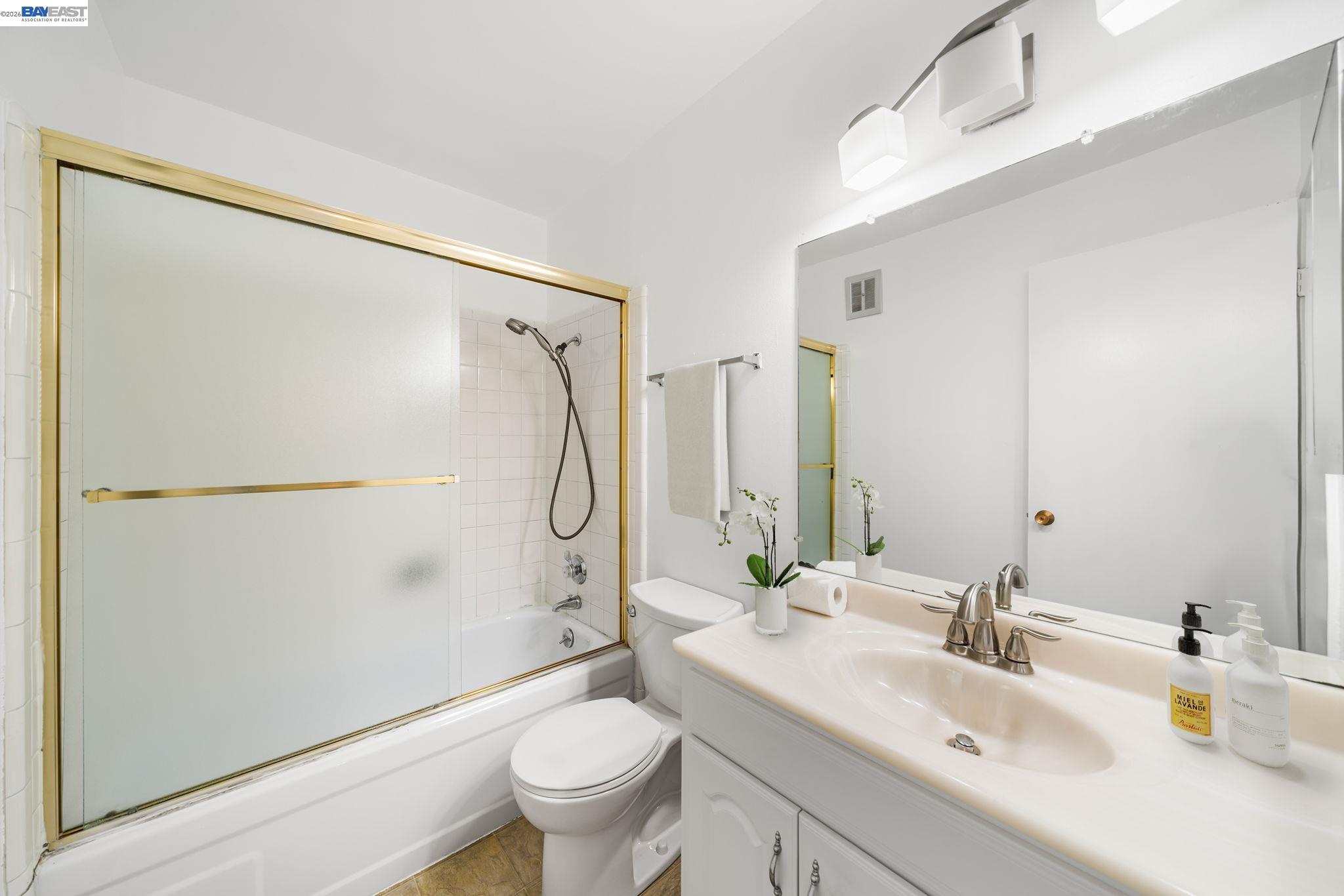 1321 Webster St # D319