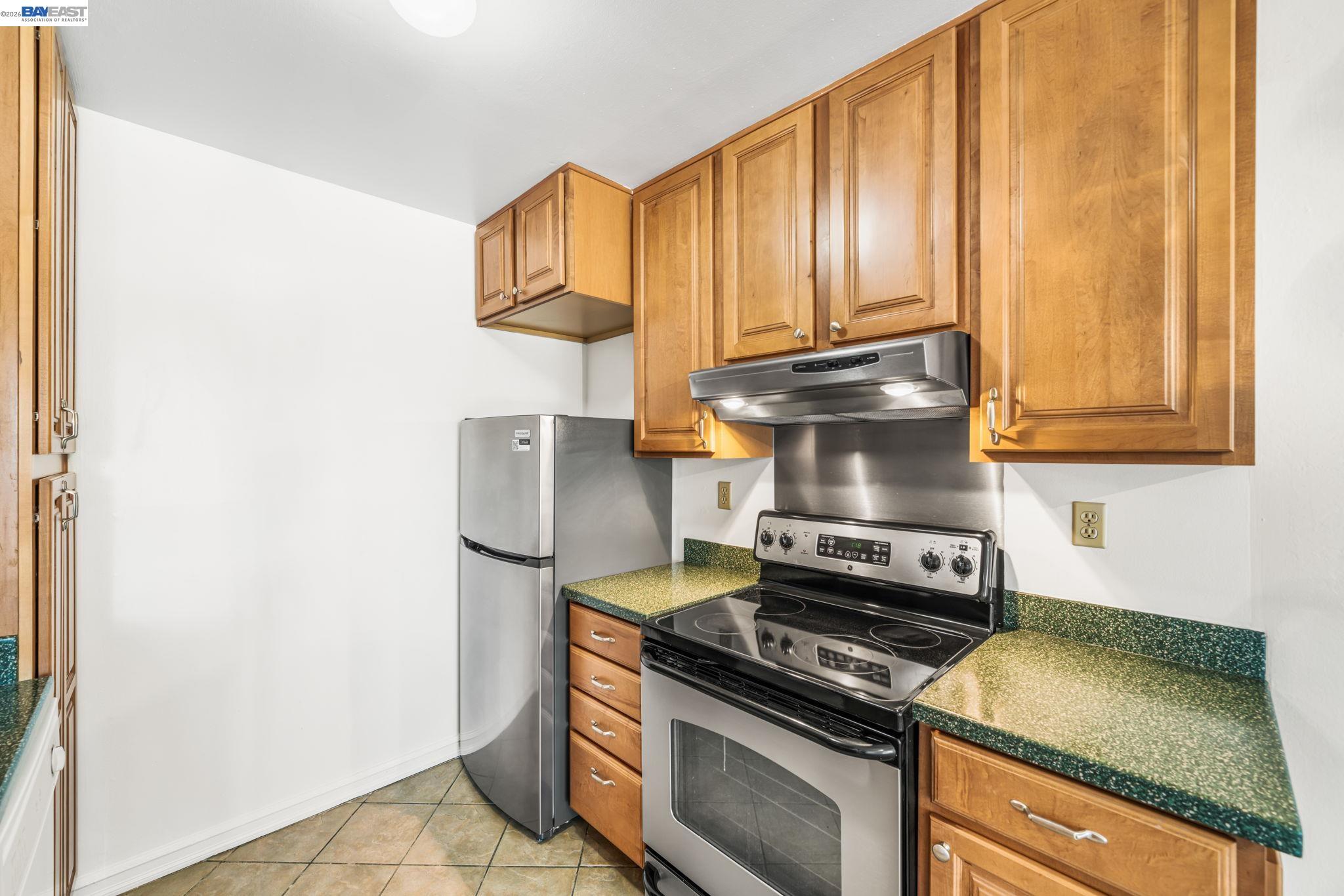 1321 Webster St # D319