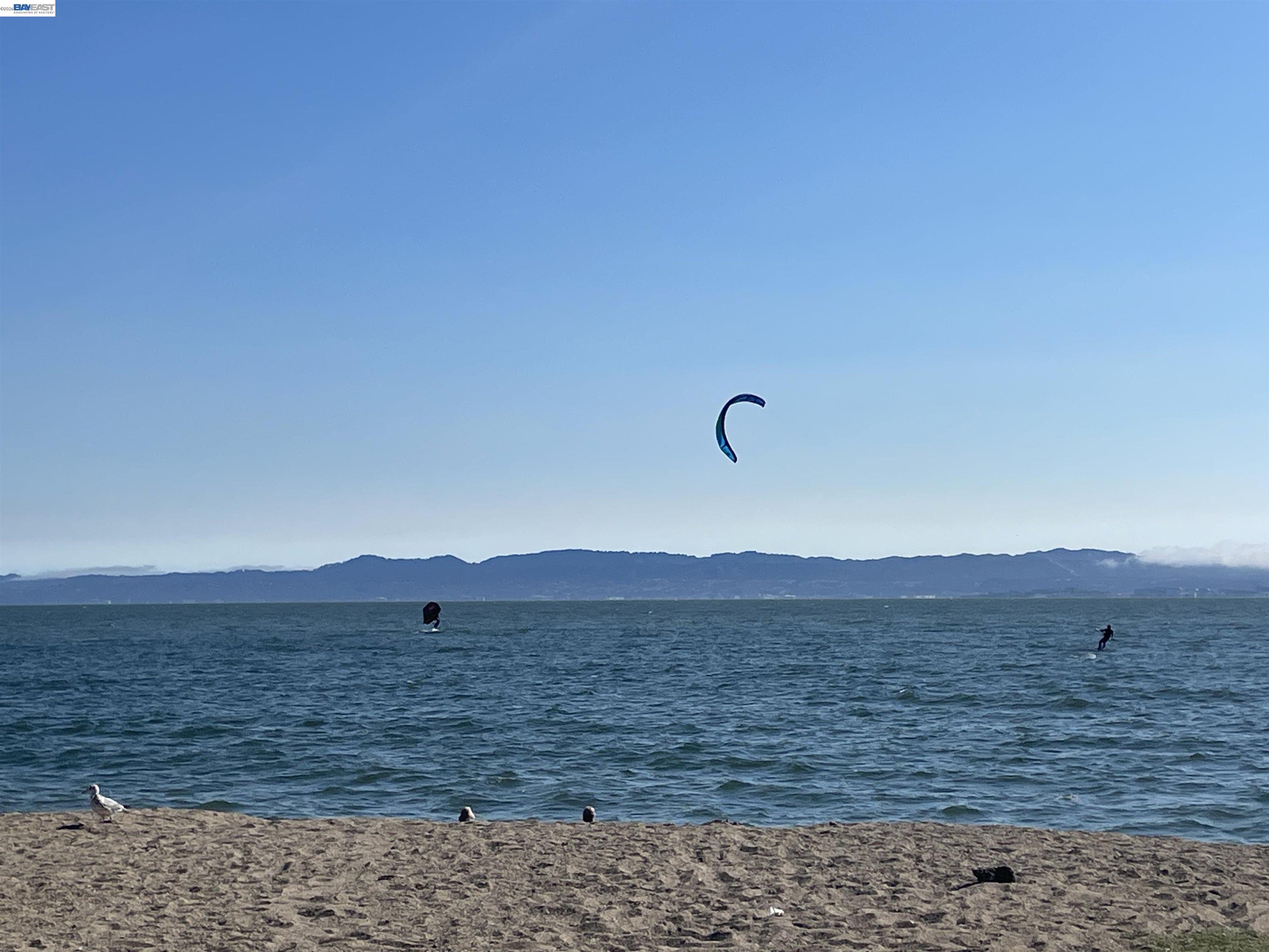 965 SHOREPOINT CT # 200