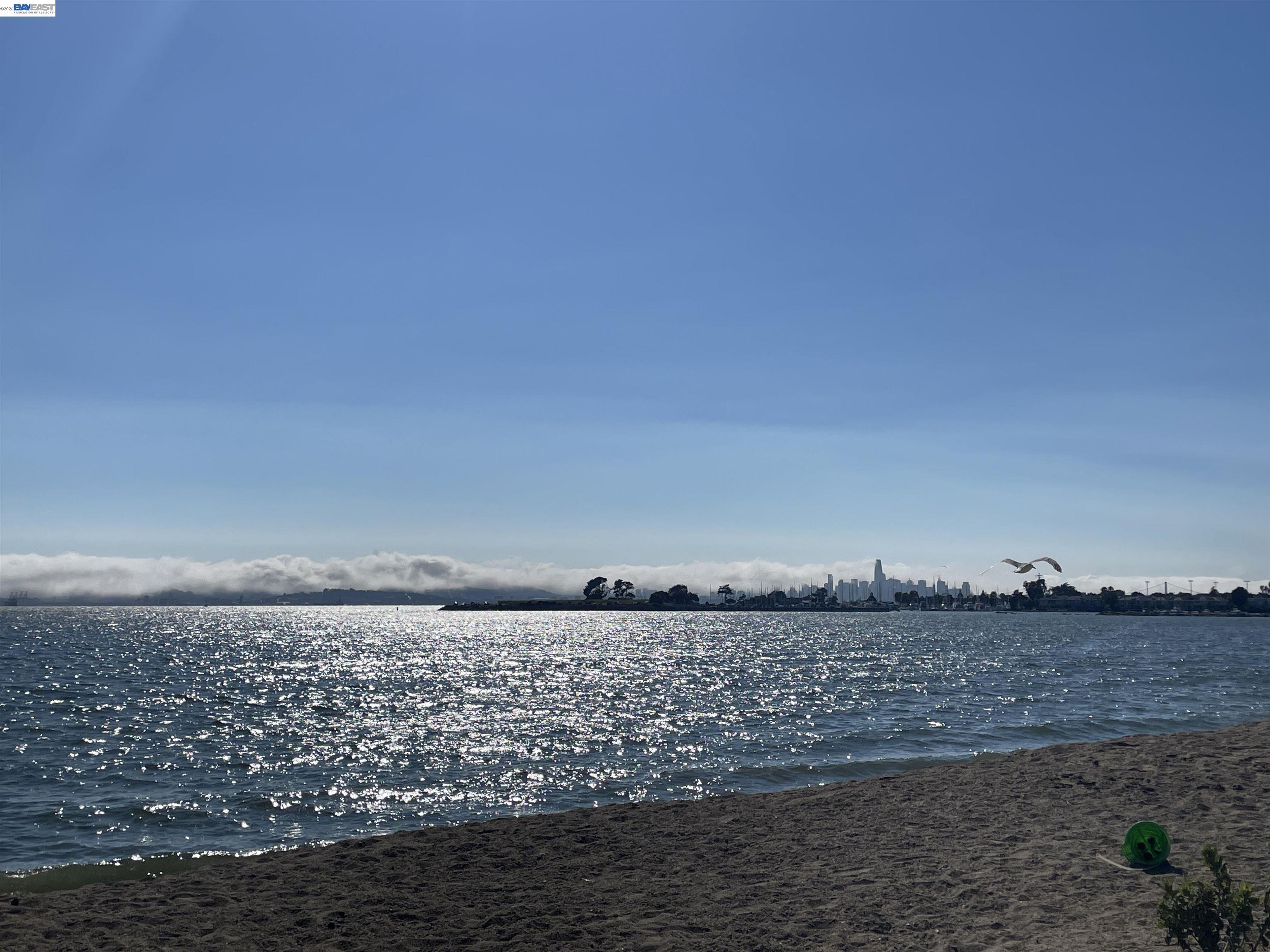 965 SHOREPOINT CT # 200