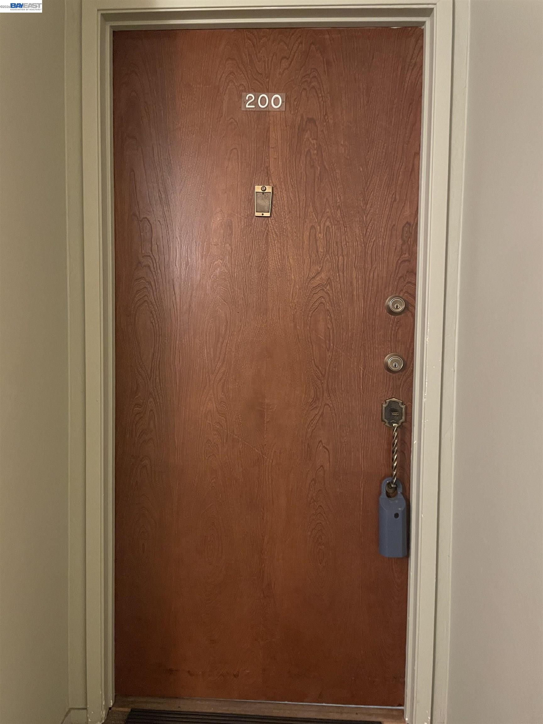 965 SHOREPOINT CT # 200