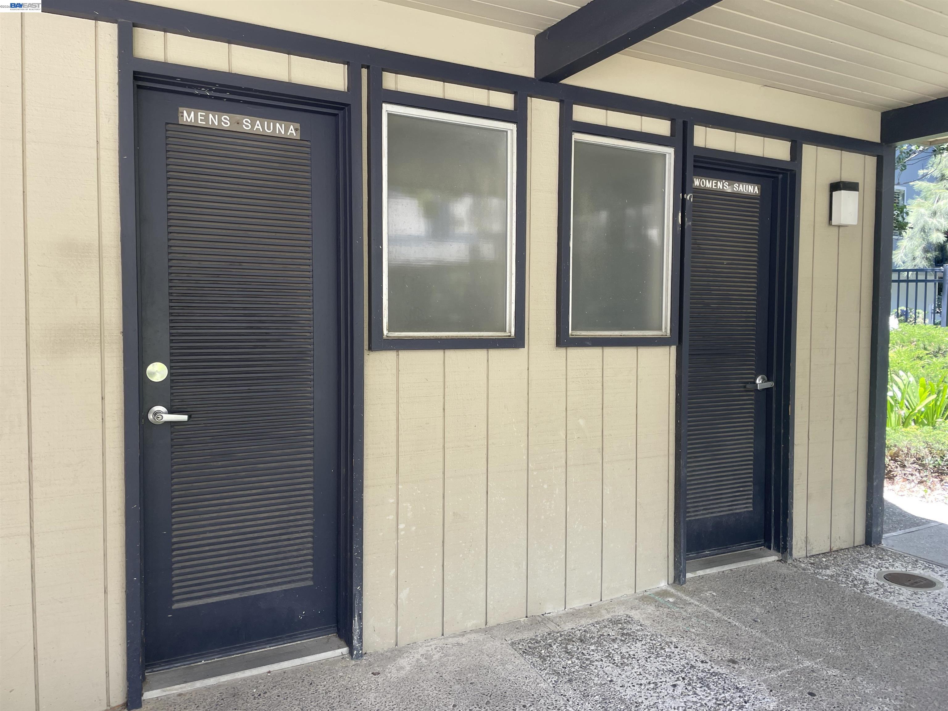 965 SHOREPOINT CT # 200