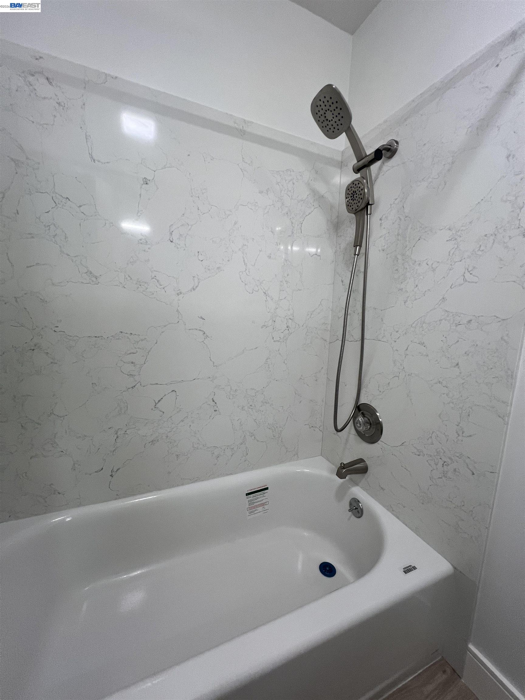 965 SHOREPOINT CT # 200