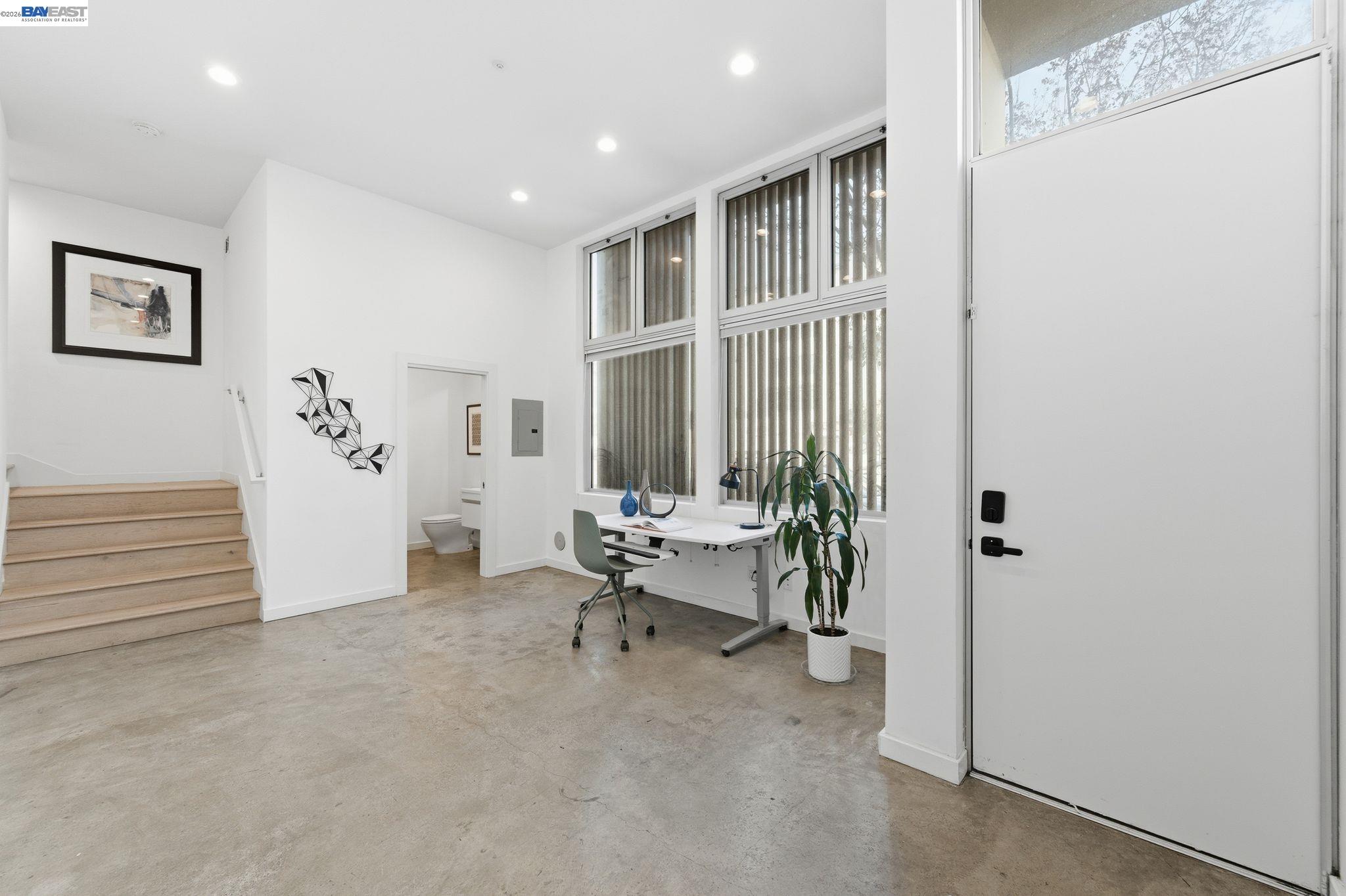 857 W Grand Ave