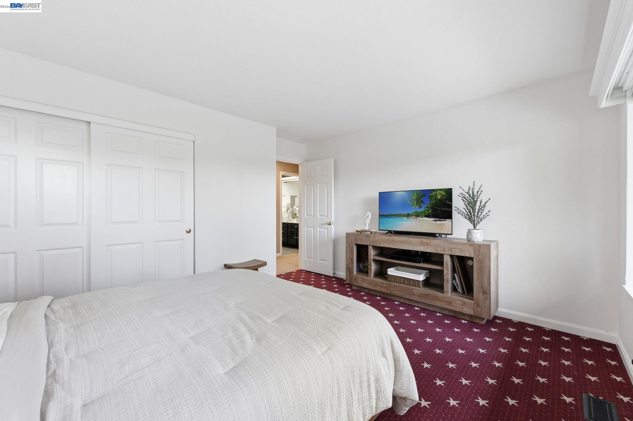 24439 Gina Ct