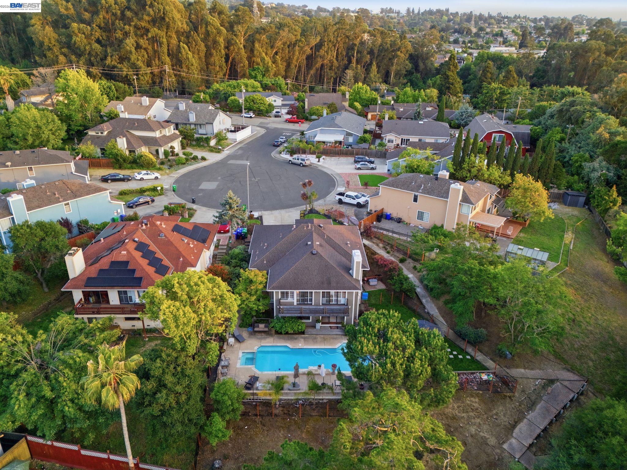 24439 Gina Ct