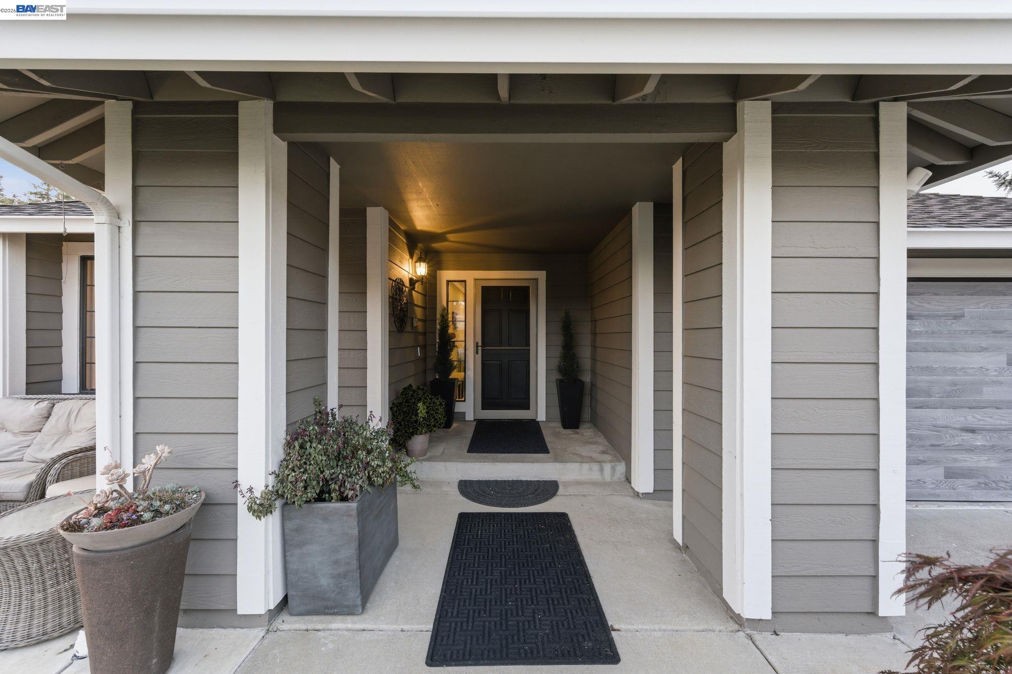24439 Gina Ct