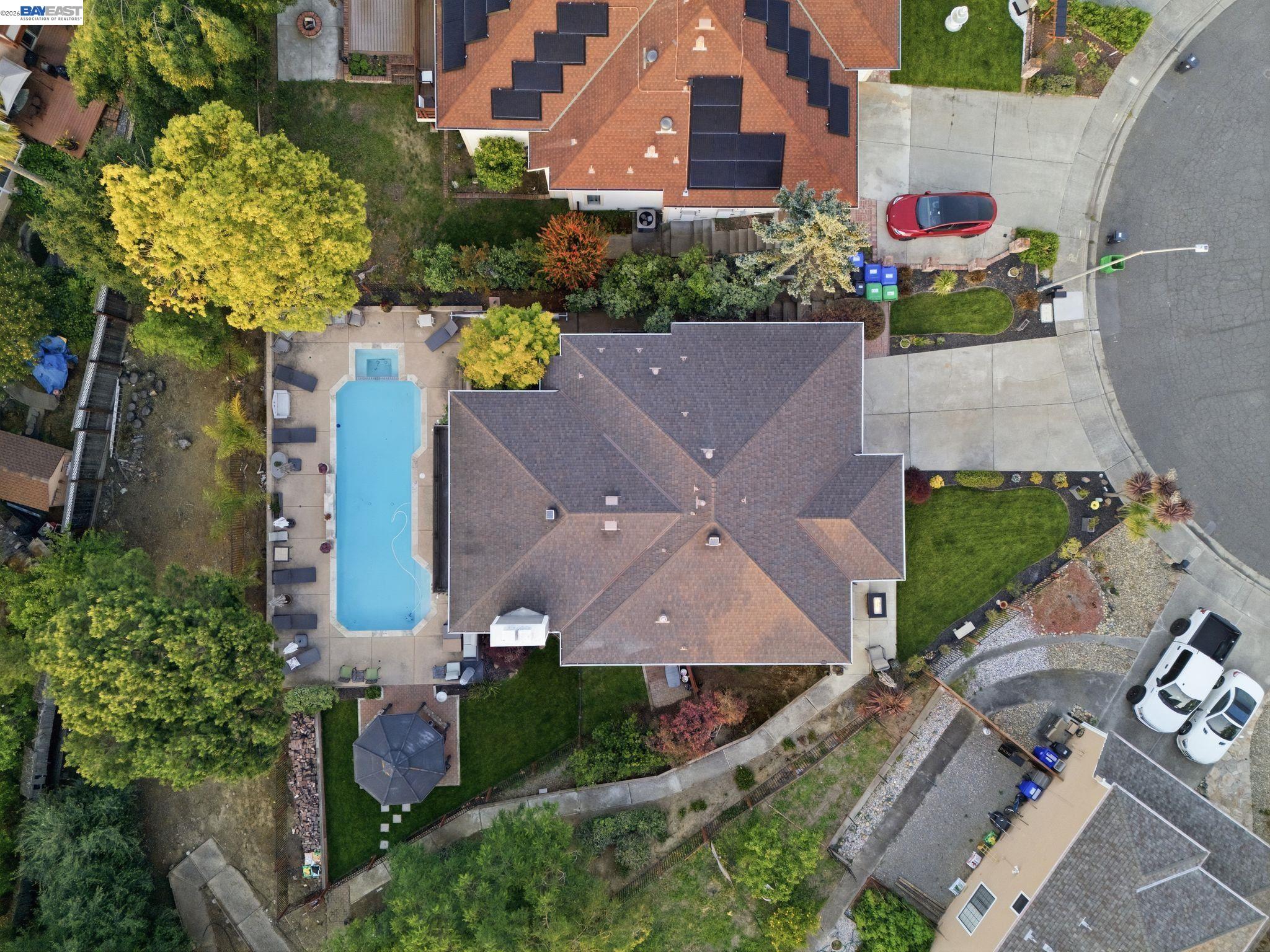 24439 Gina Ct