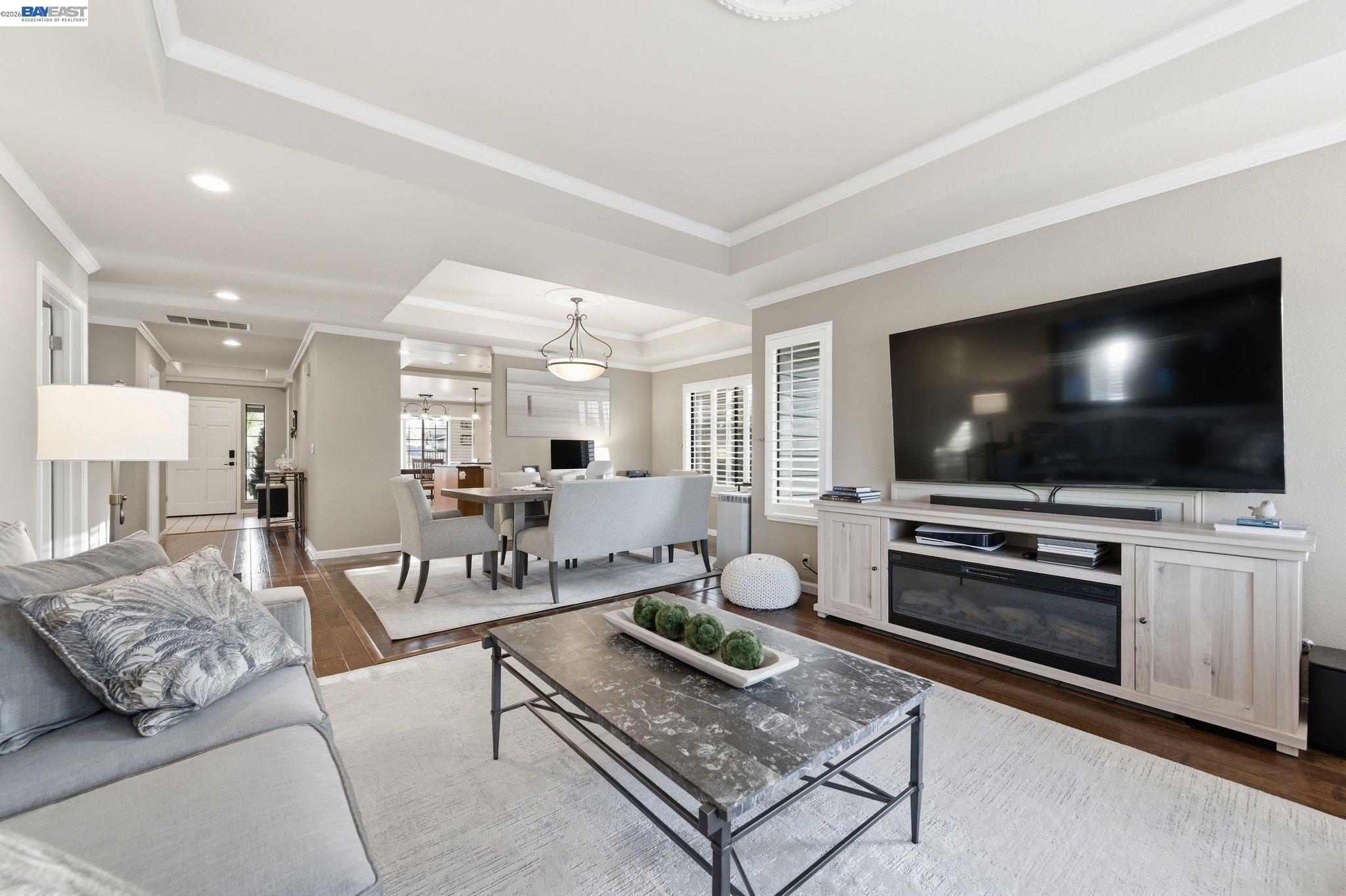 24439 Gina Ct
