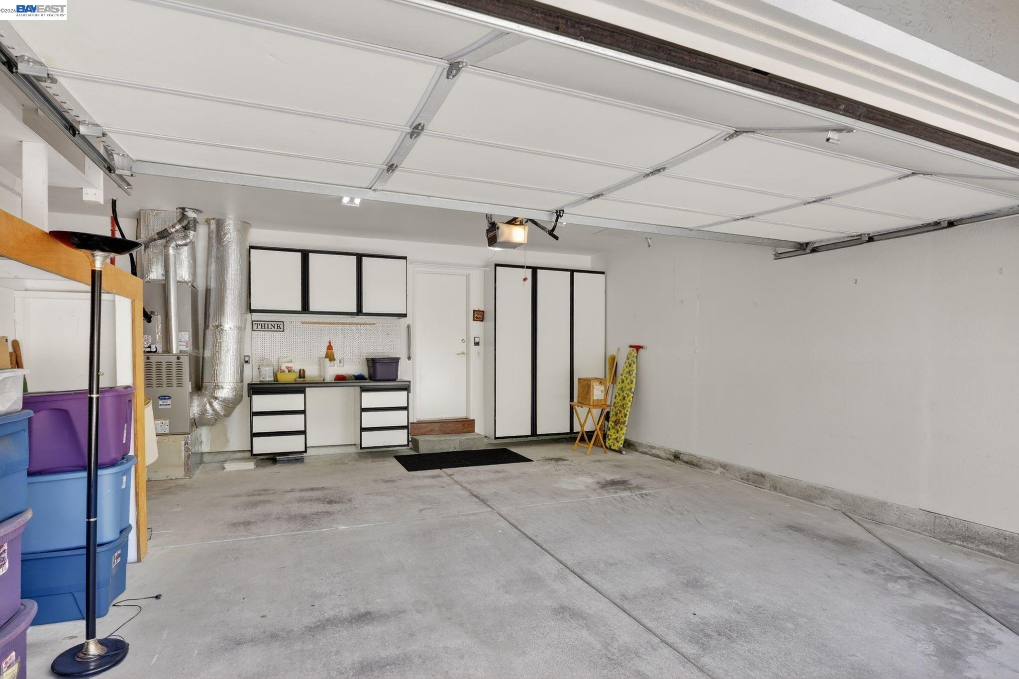 2266 Shoshone Cir