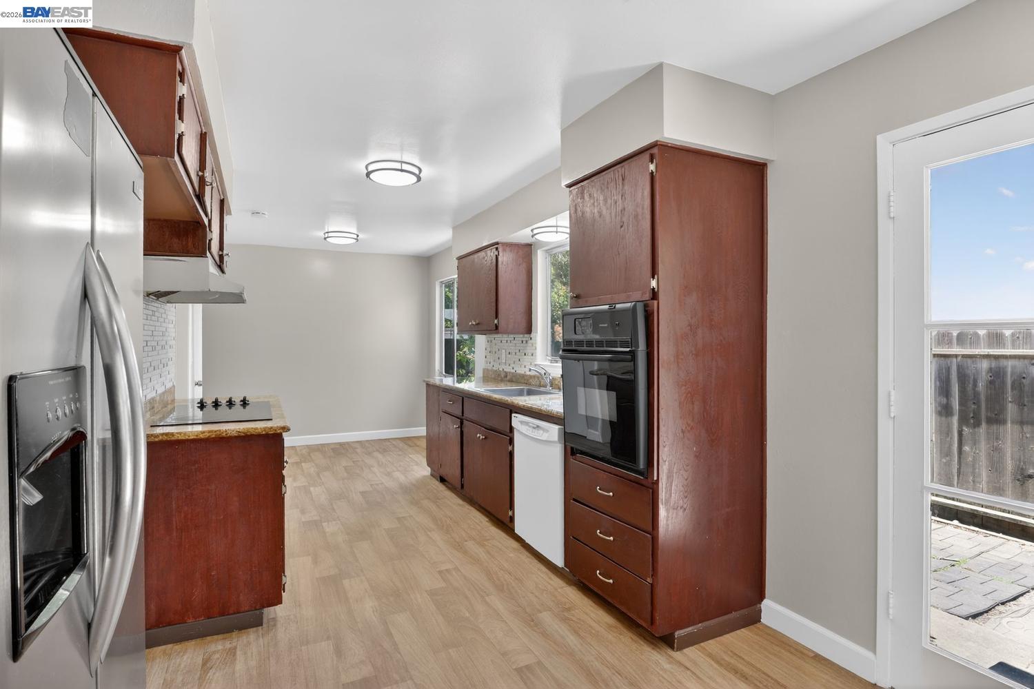 1499 Cathy Way