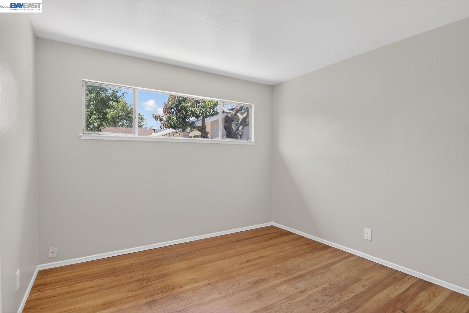 1499 Cathy Way