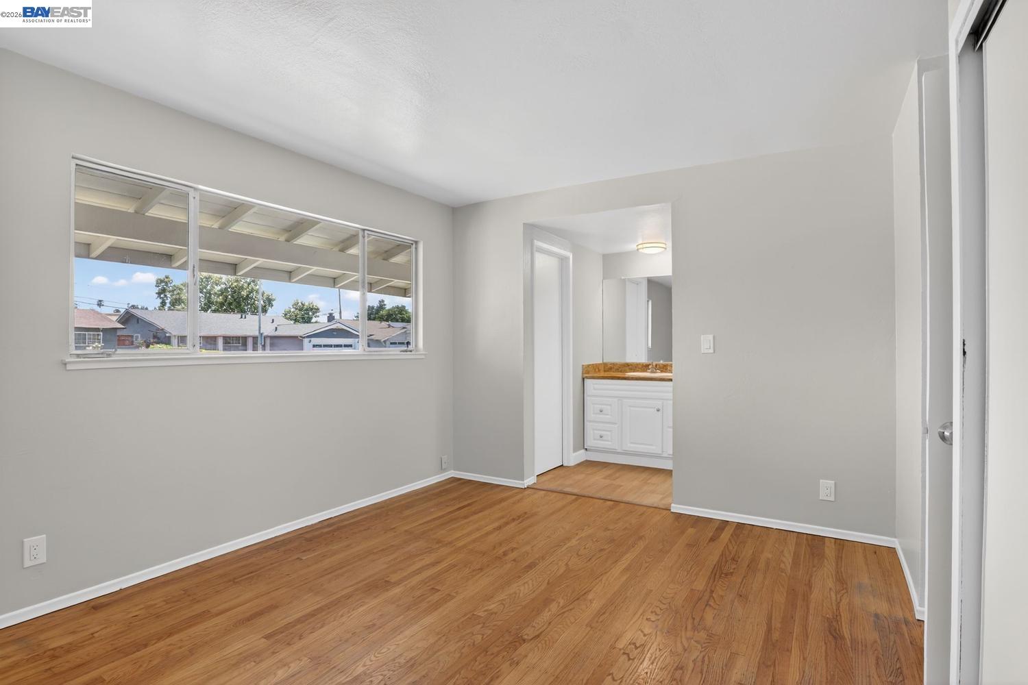 1499 Cathy Way