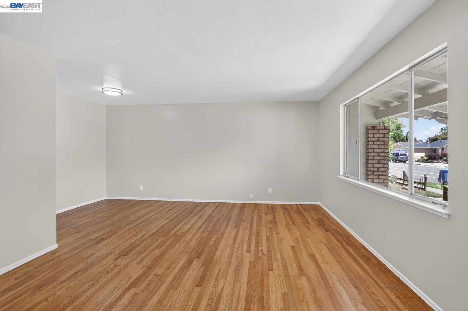 1499 Cathy Way