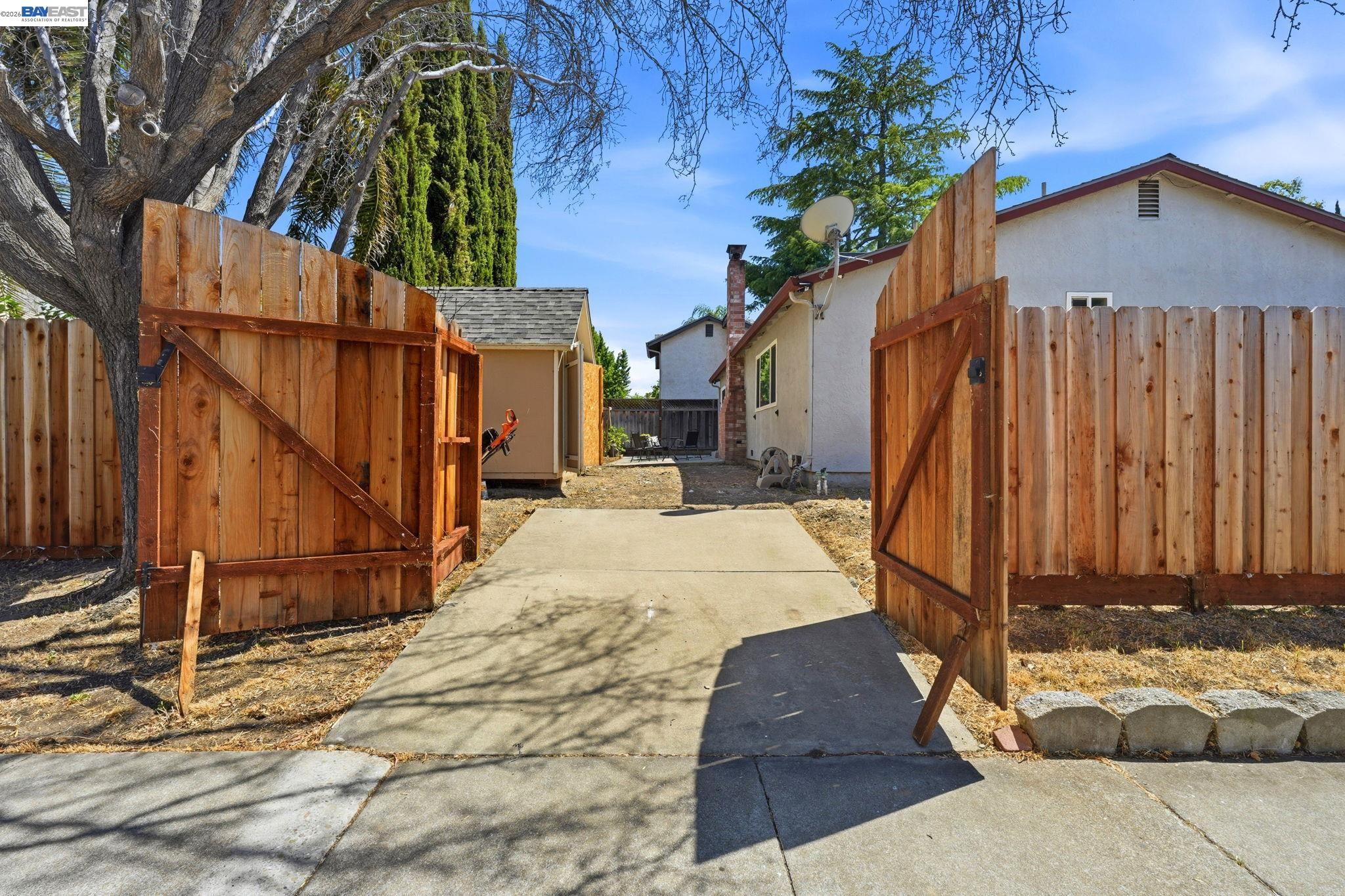 2880 GEORGIA DR