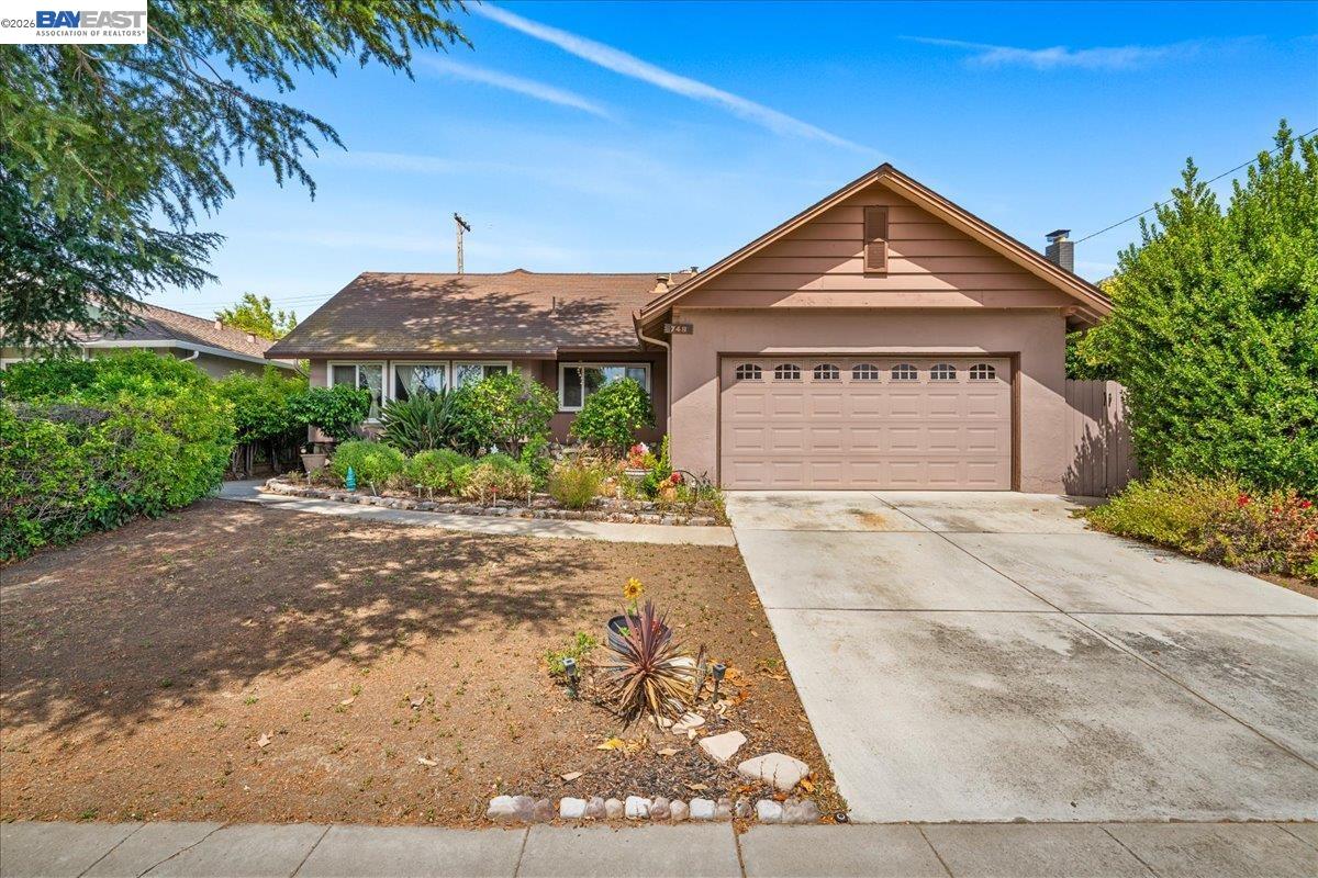 748 Cornell Dr