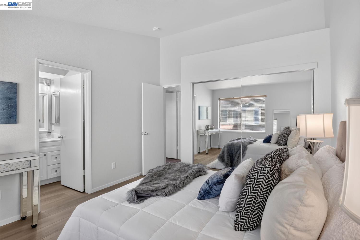 4042 Rio Ct